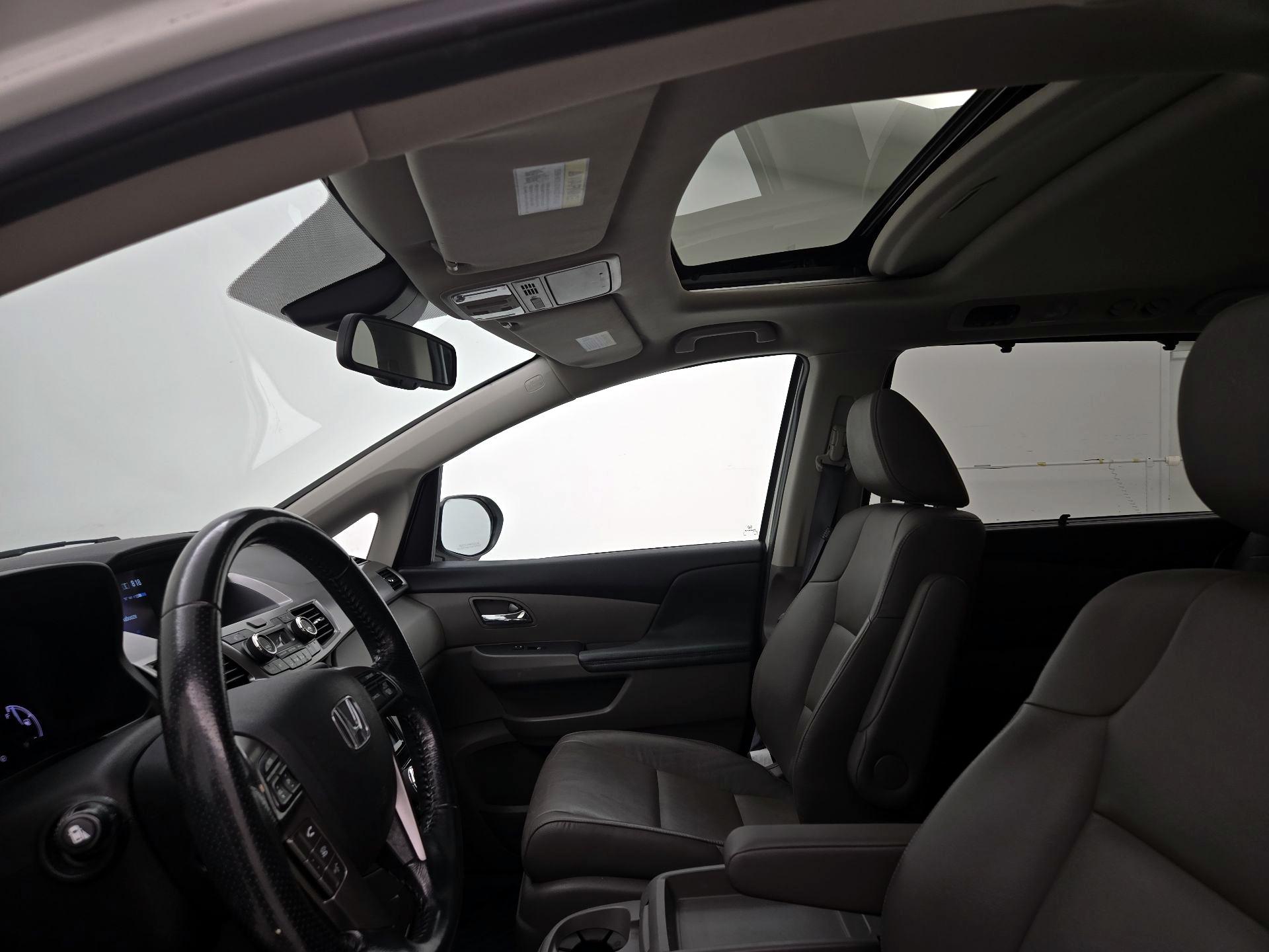 Thumbnail: 2016 Honda Odyssey - 19