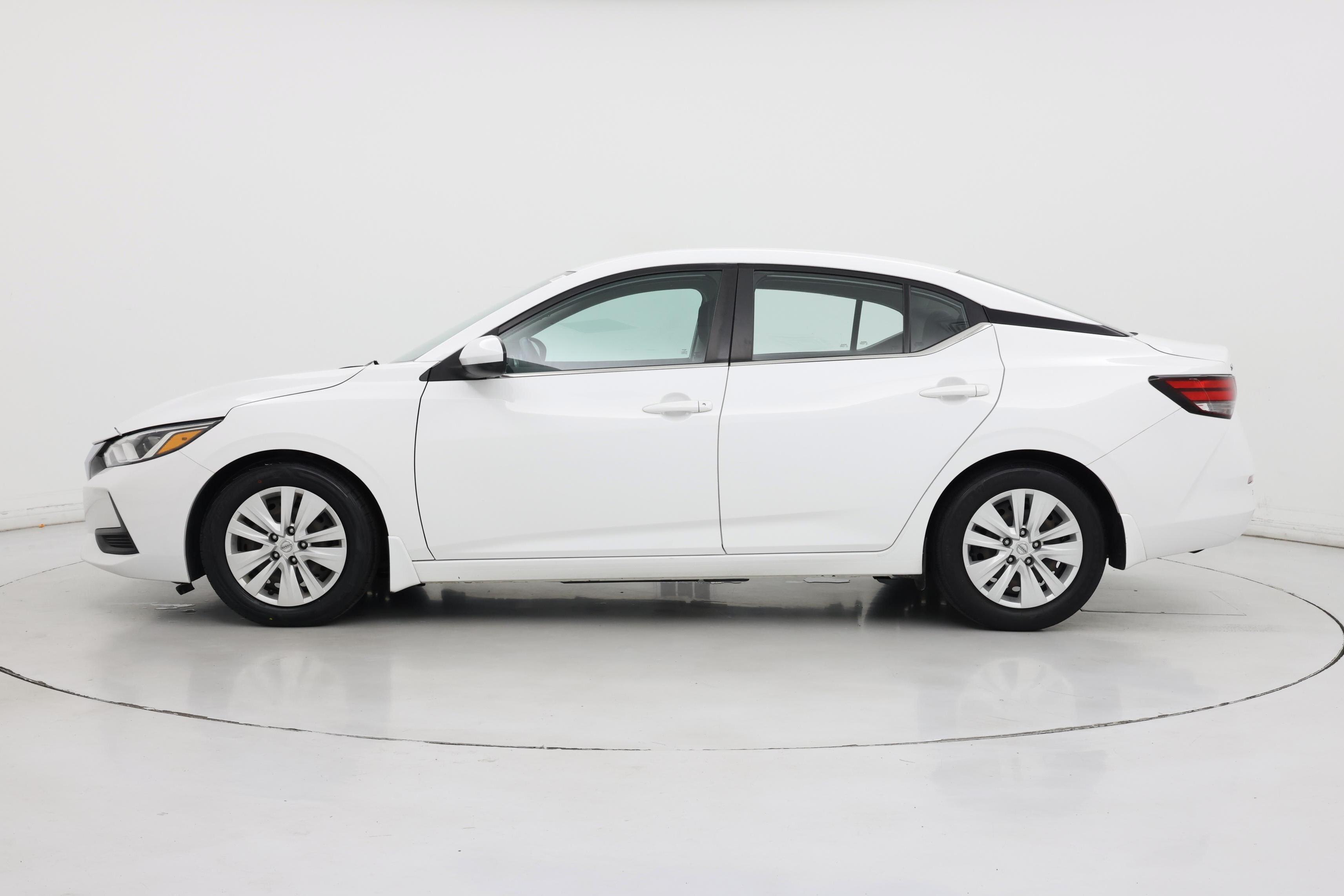 Thumbnail: 2020 Nissan Sentra - 3