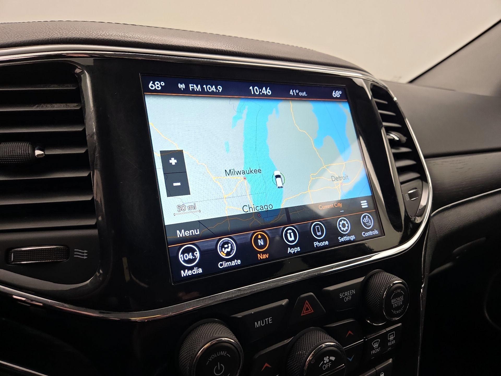 Thumbnail: 2021 Jeep Grand Cherokee - 14