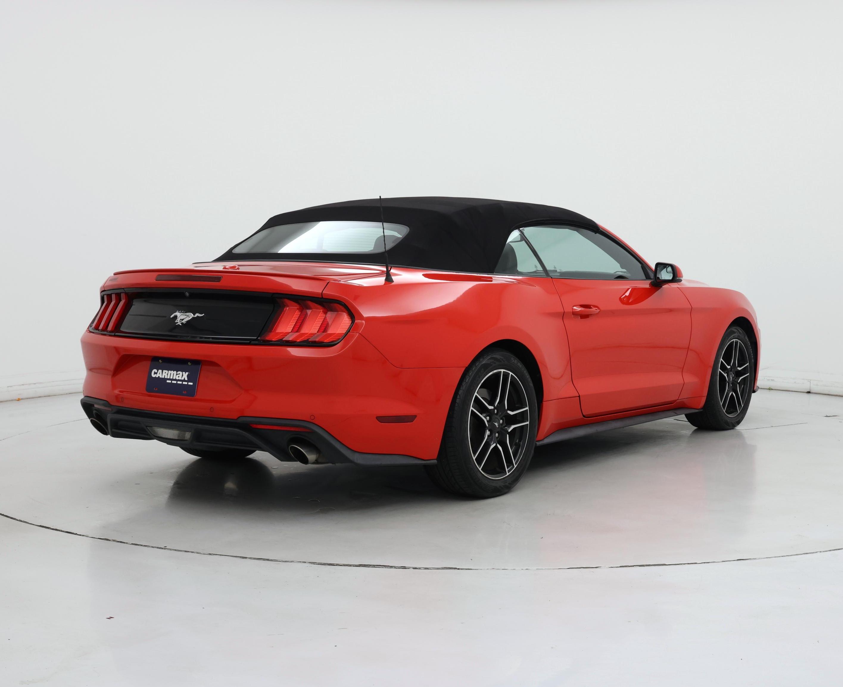 Thumbnail: 2018 Ford Mustang - 8