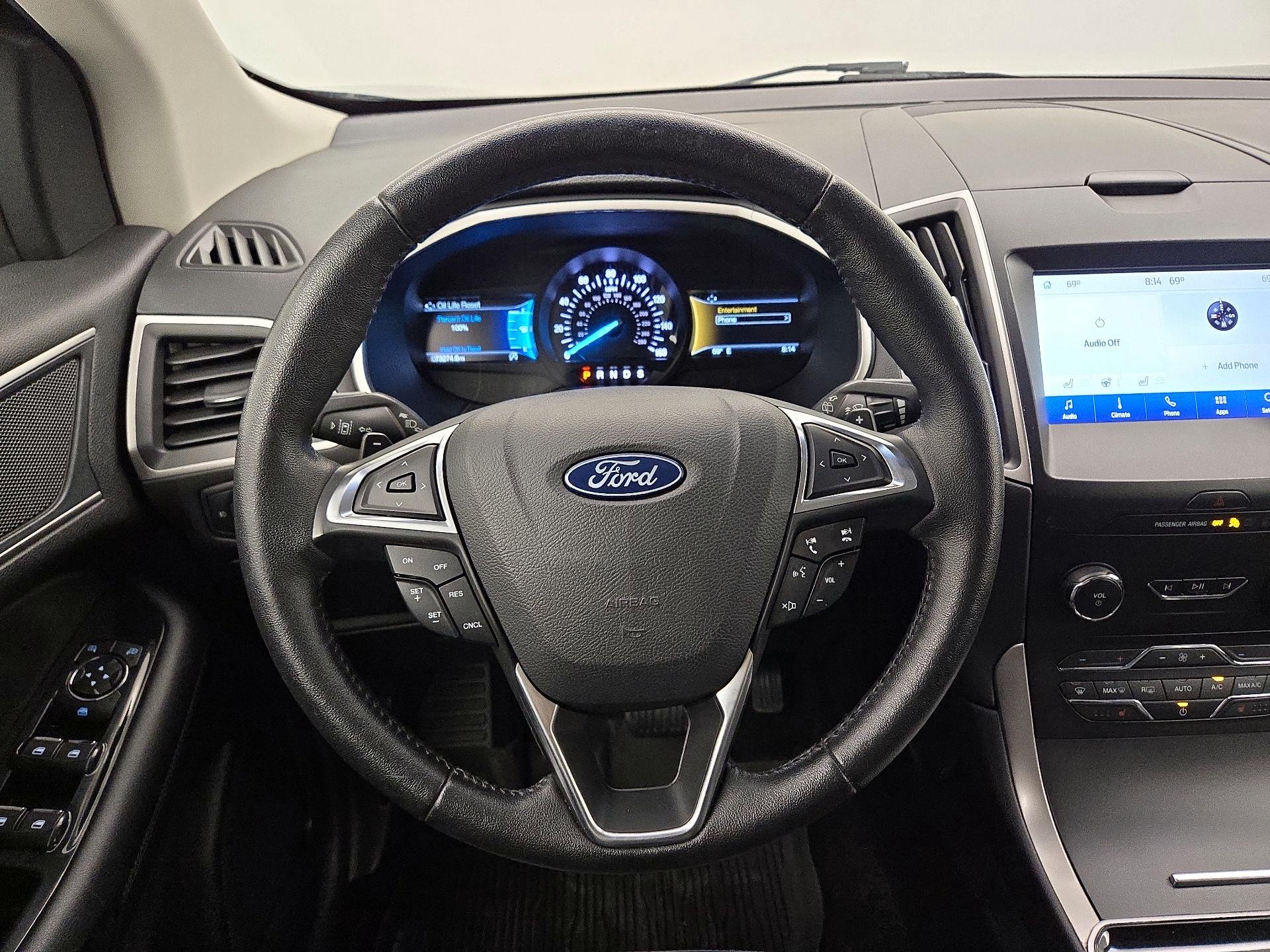 Thumbnail: 2019 Ford Edge - 10
