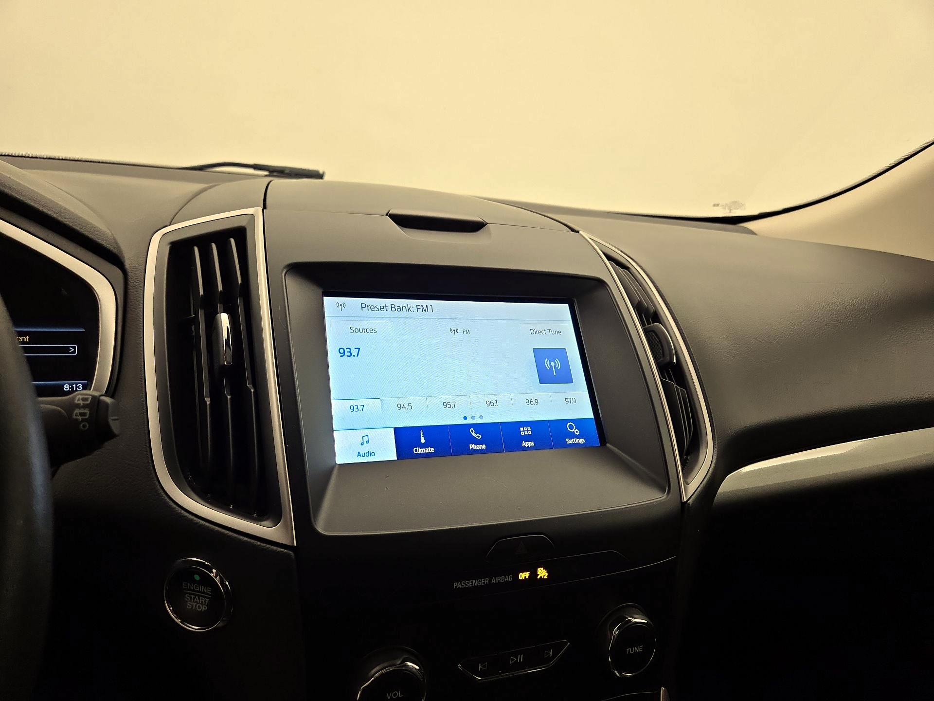 Thumbnail: 2019 Ford Edge - 15