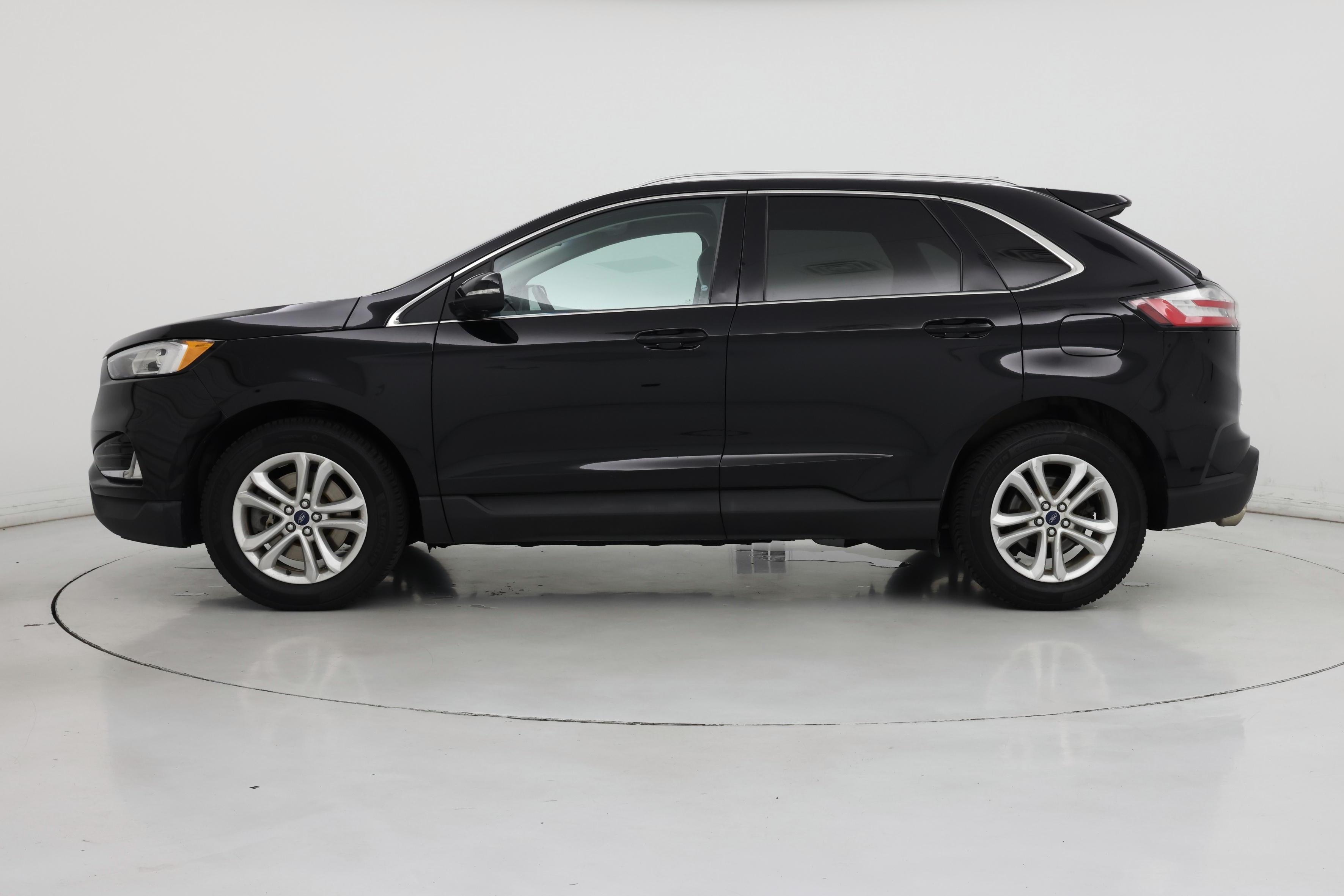 Thumbnail: 2019 Ford Edge - 3