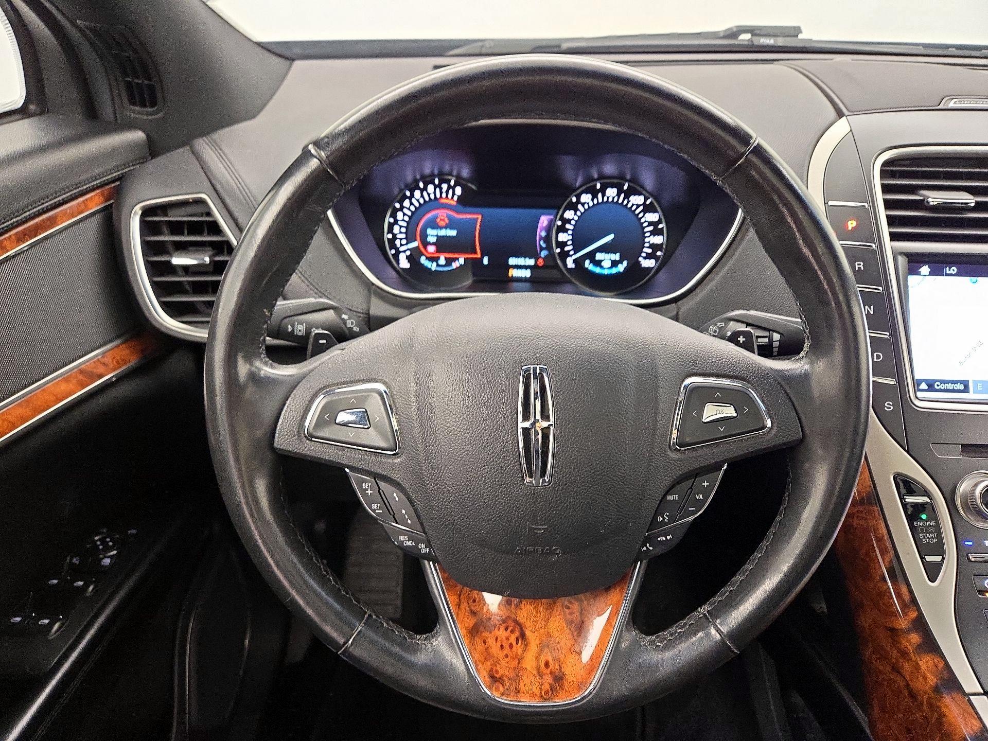 Thumbnail: 2017 Lincoln MKX - 10