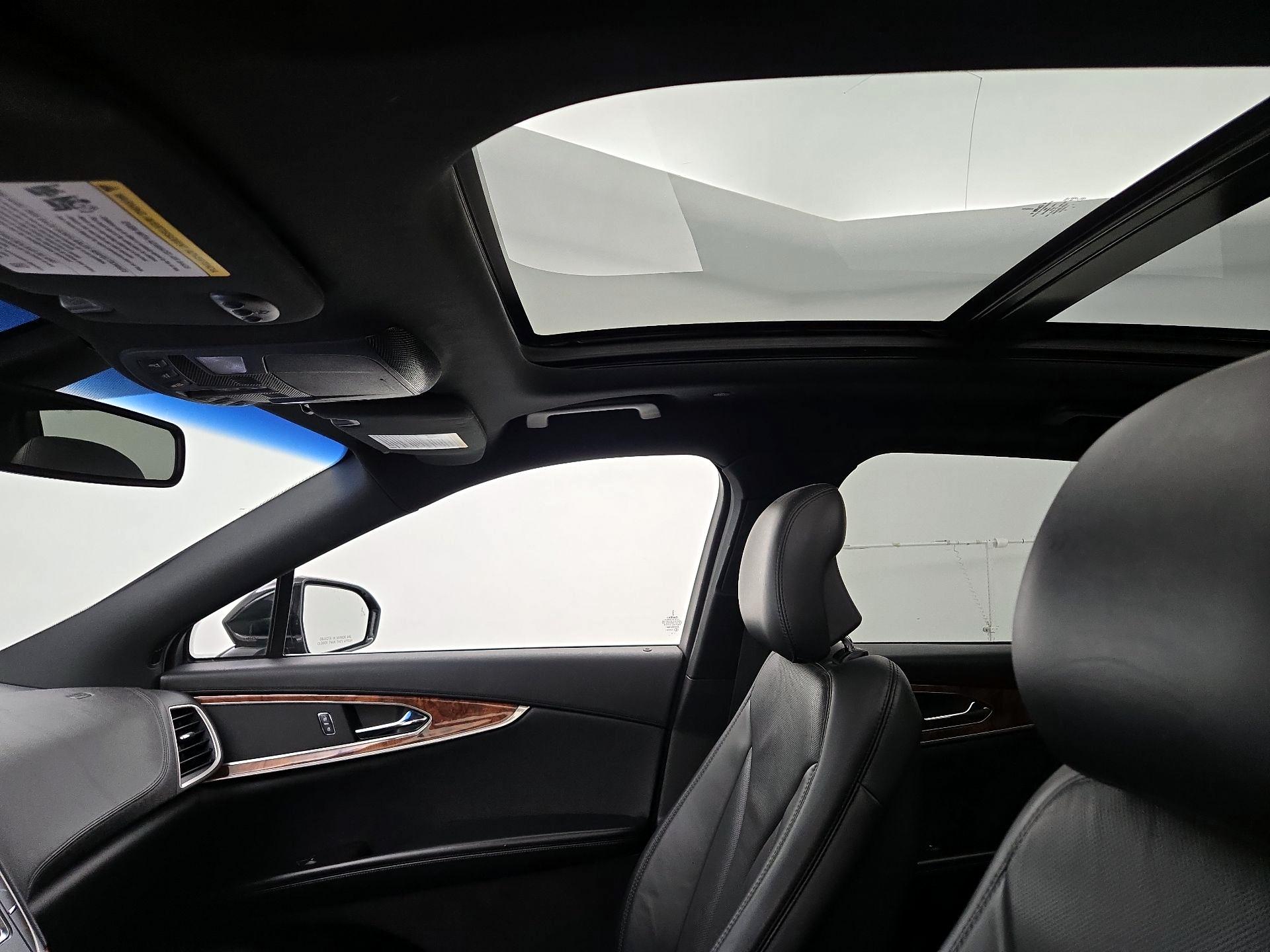 Thumbnail: 2017 Lincoln MKX - 20