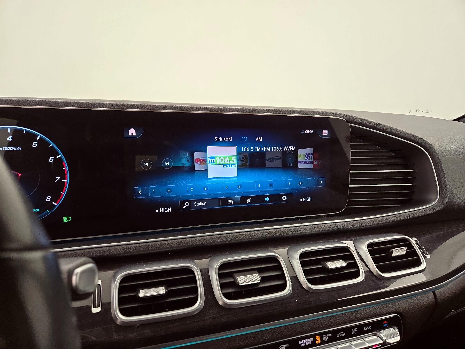 Thumbnail: 2021 Mercedes-Benz GLE - 16