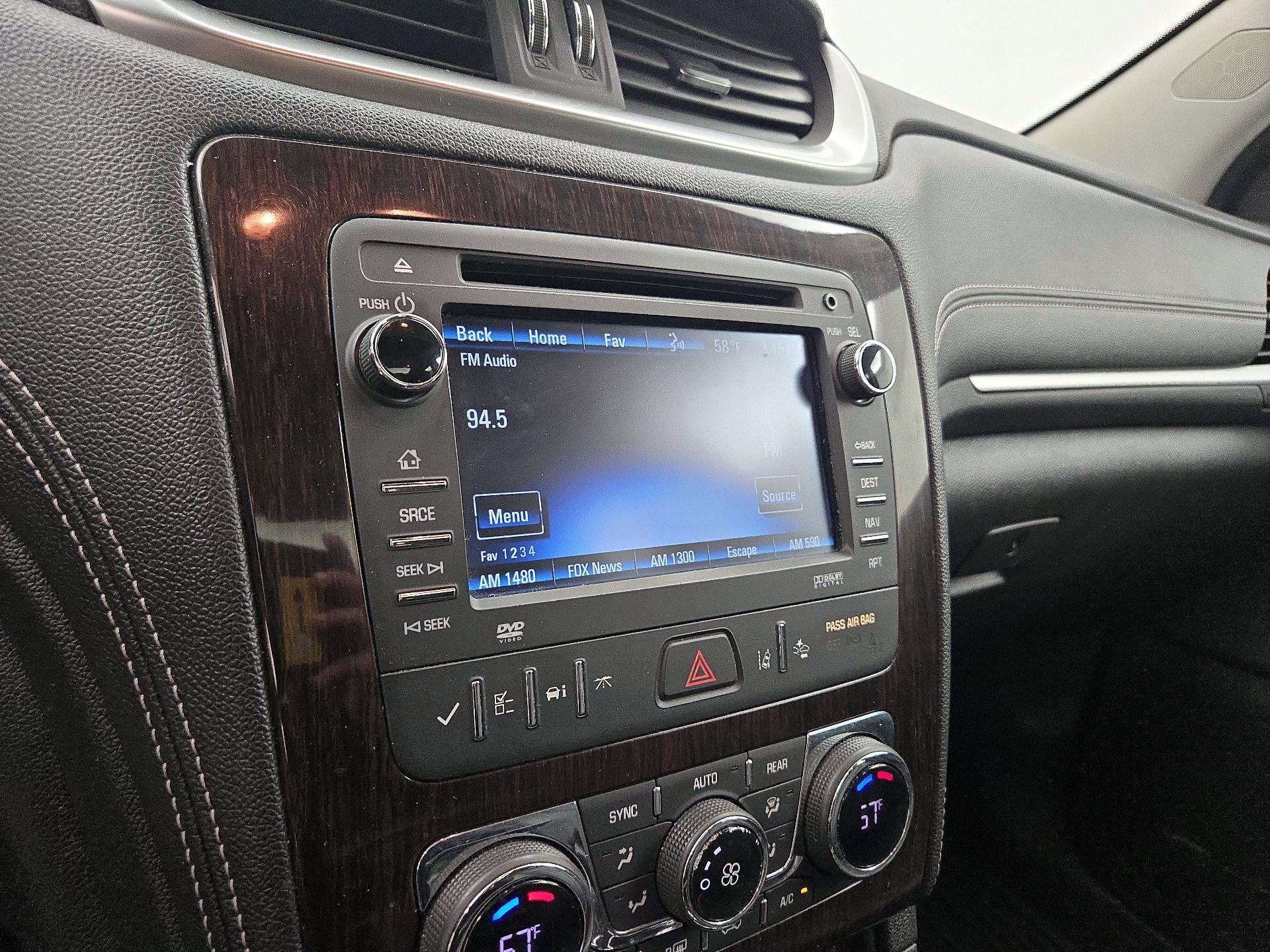 Thumbnail: 2015 Chevrolet Traverse - 15