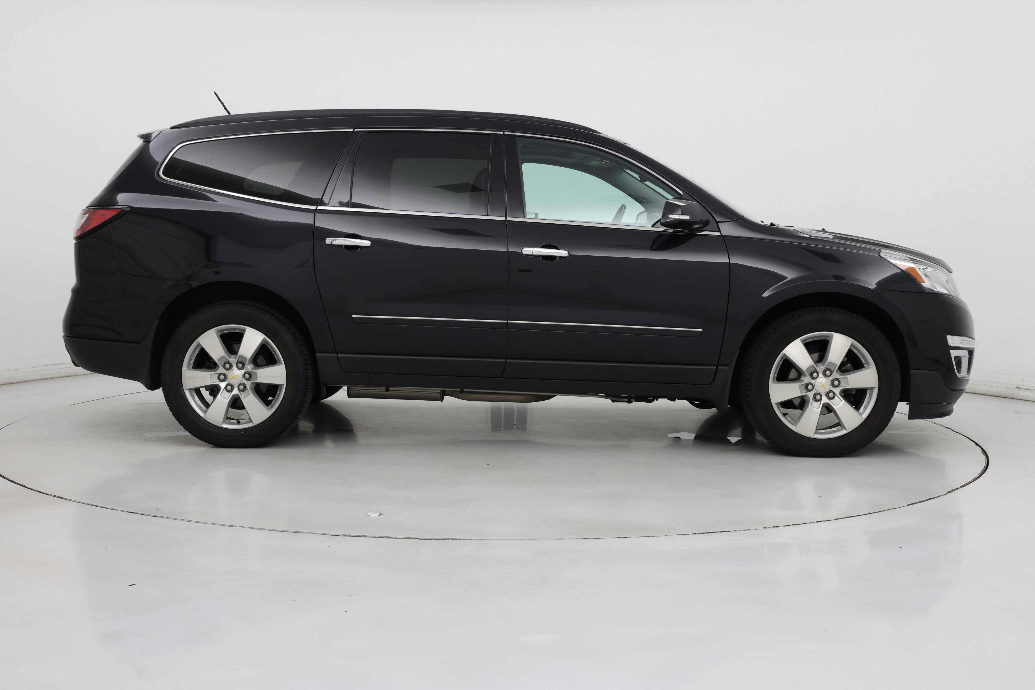 Thumbnail: 2015 Chevrolet Traverse - 7
