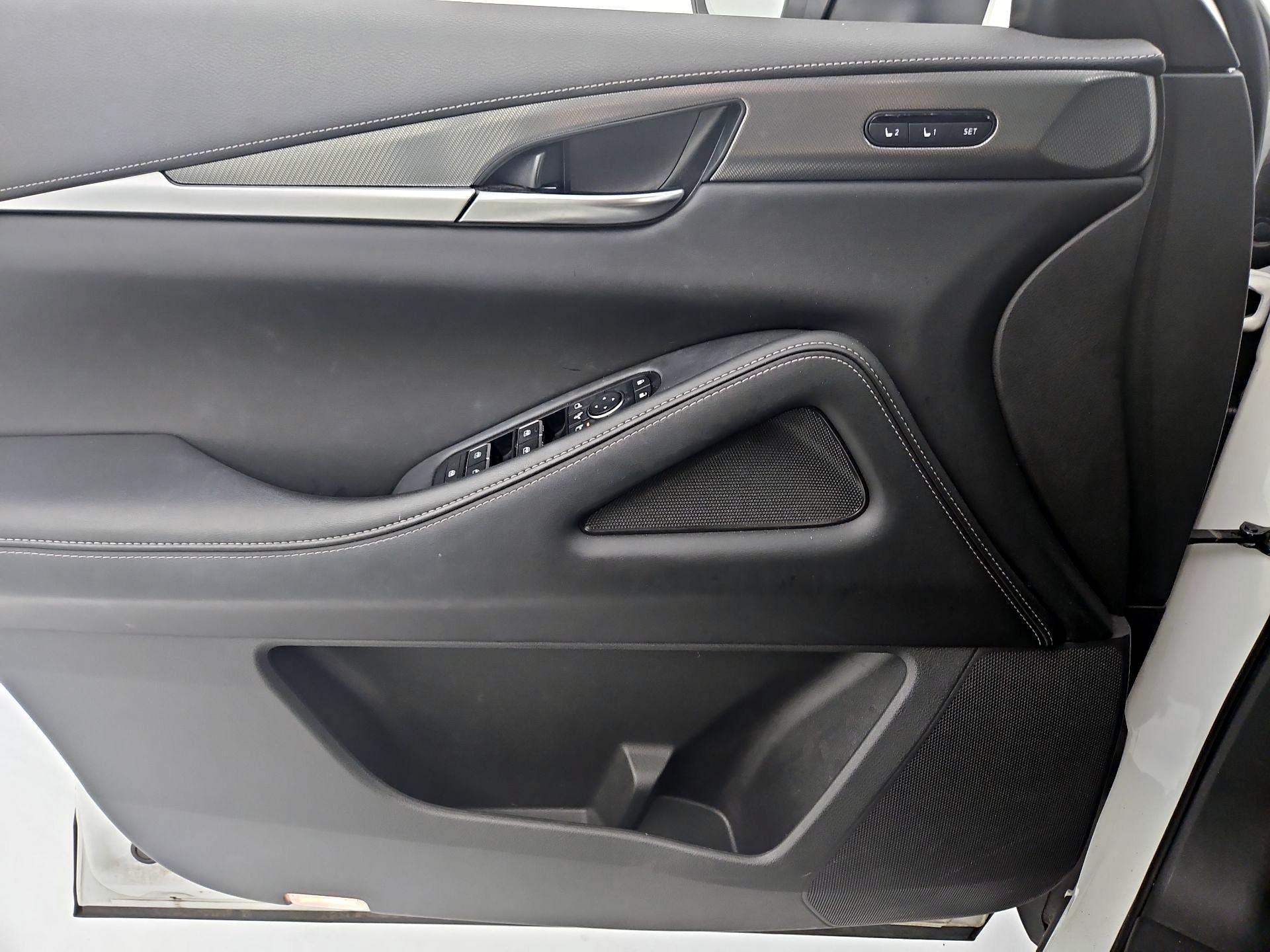 Thumbnail: 2023 INFINITI QX60 - 12