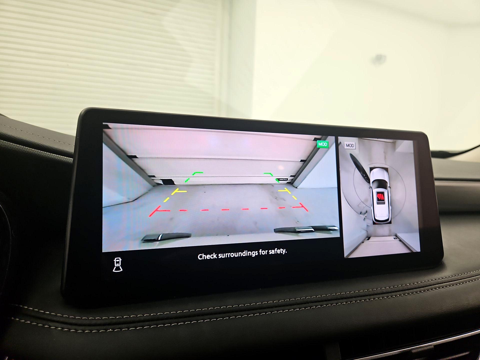 Thumbnail: 2023 INFINITI QX60 - 14