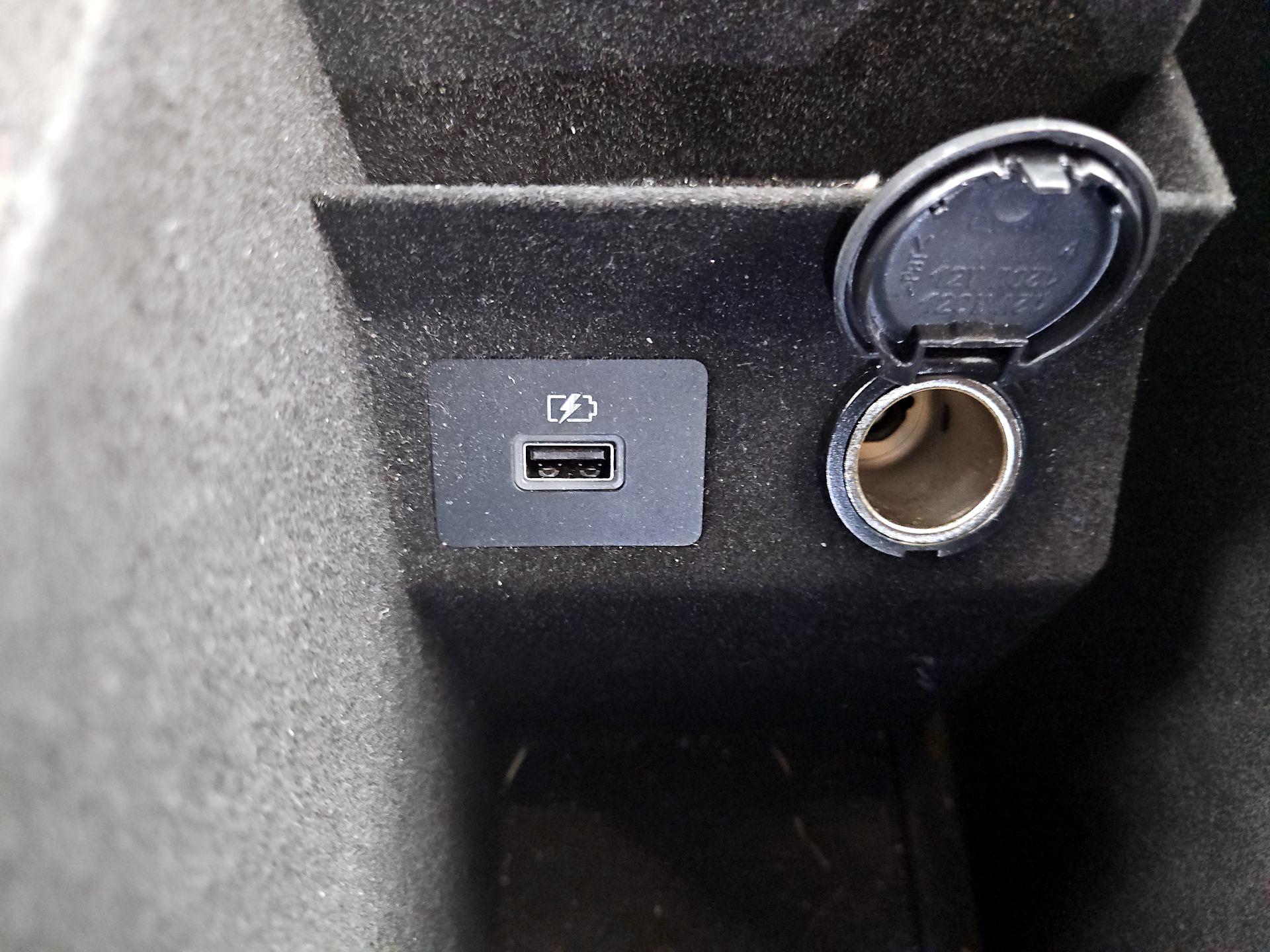 Thumbnail: 2023 INFINITI QX60 - 18