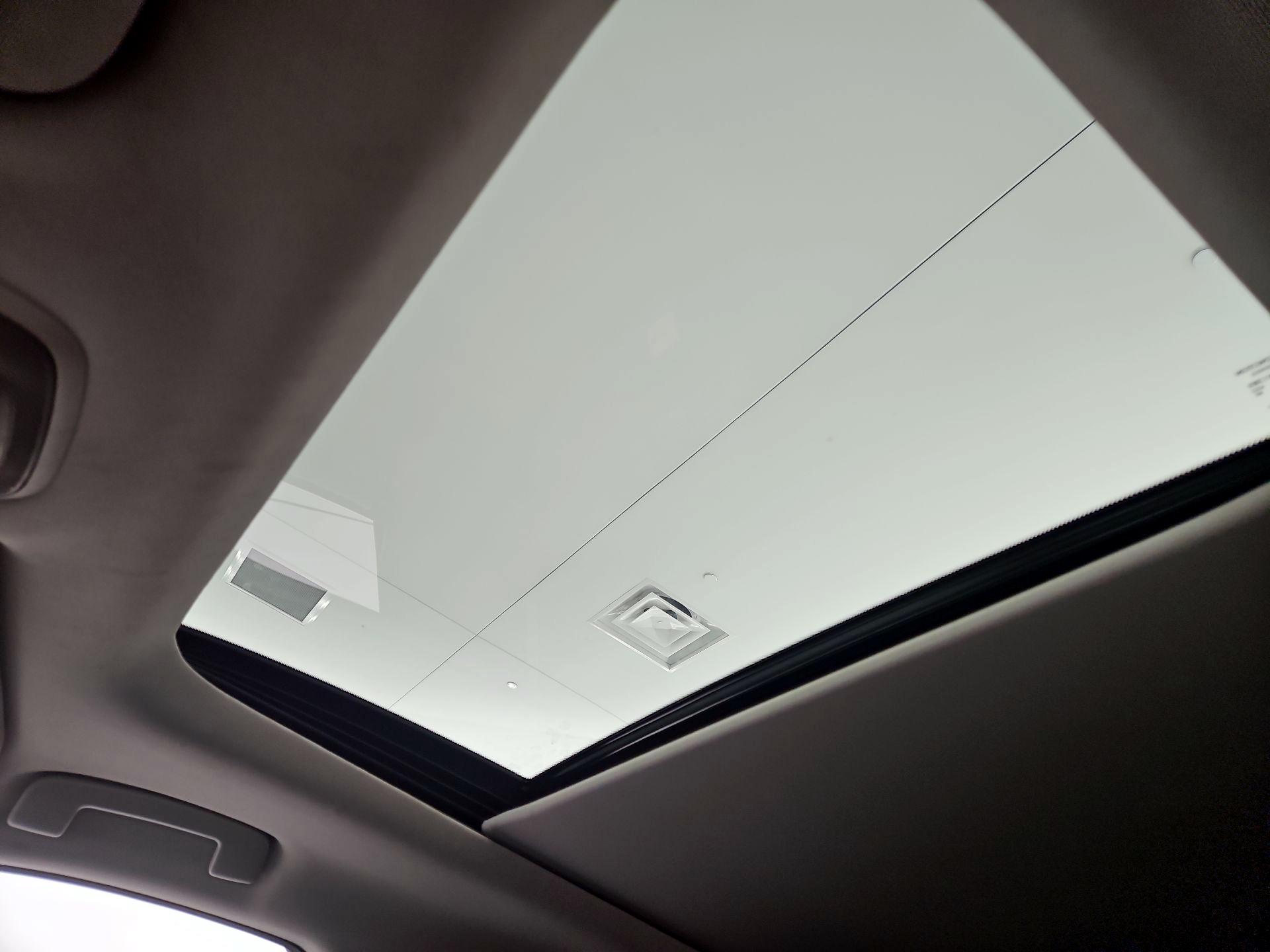 Thumbnail: 2023 INFINITI QX60 - 19