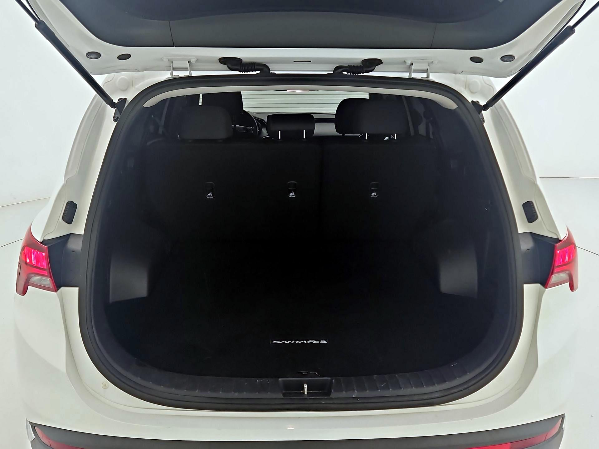 Thumbnail: 2022 Hyundai Santa Fe - 20