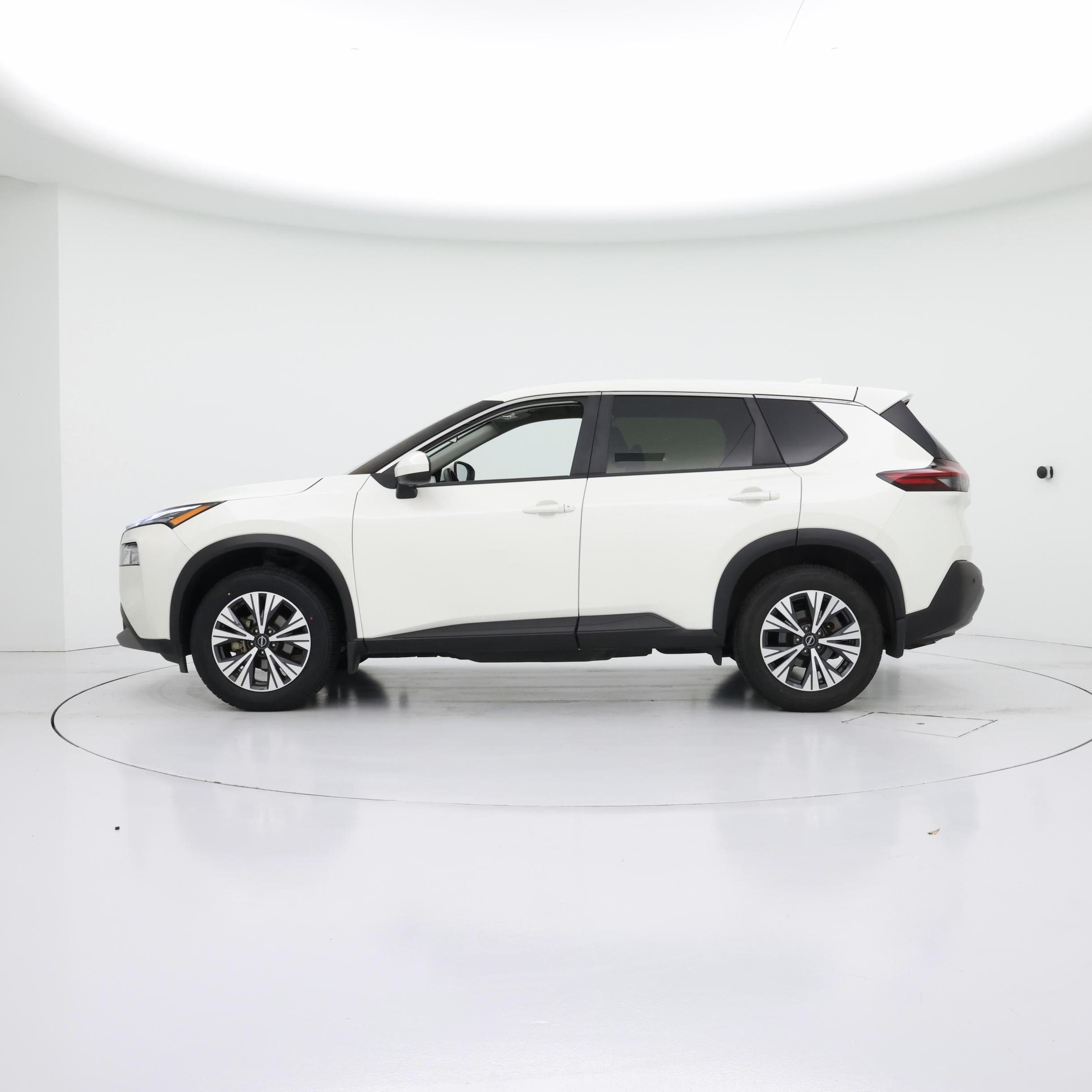 Thumbnail: 2023 Nissan Rogue - 3