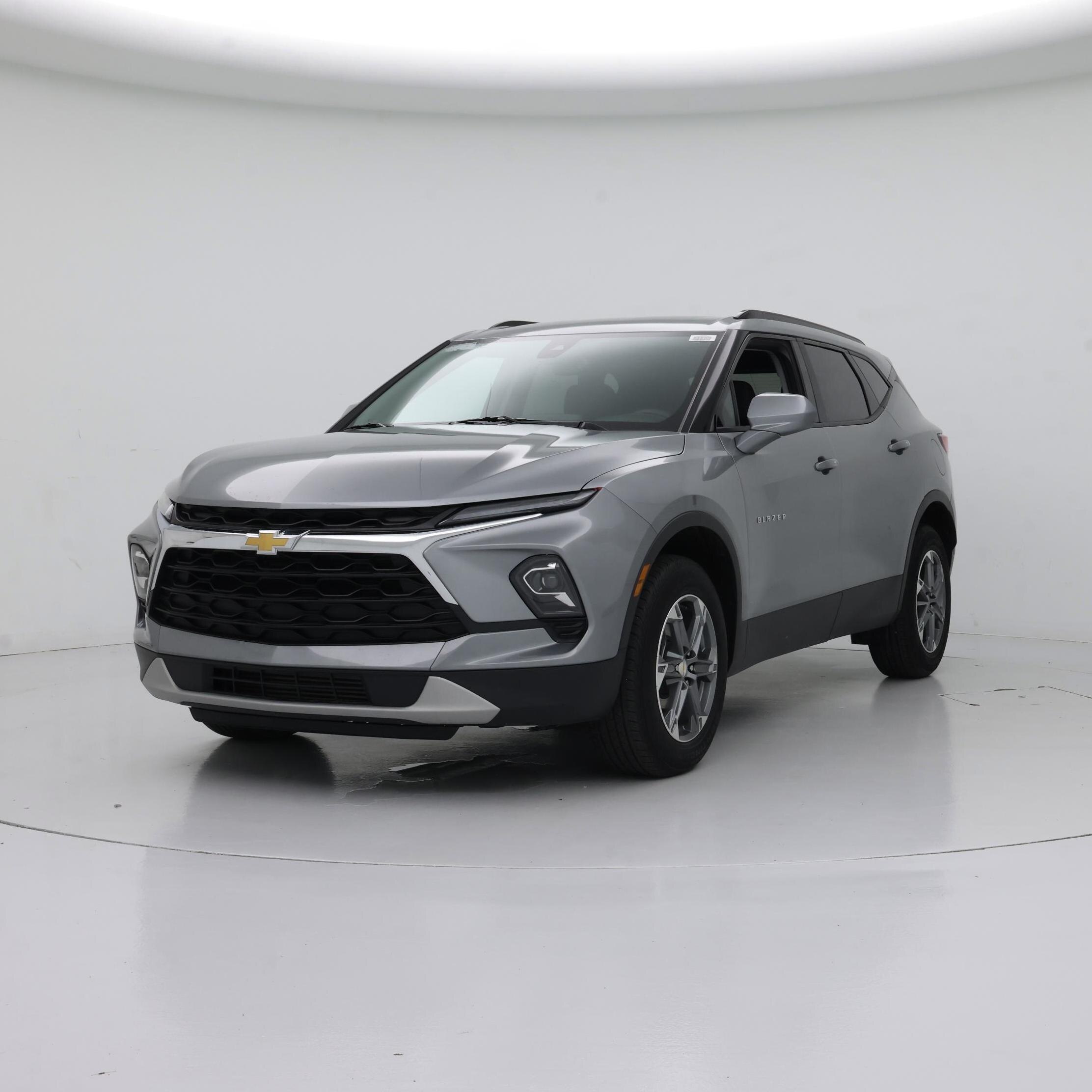 Thumbnail: 2023 Chevrolet Blazer - 4