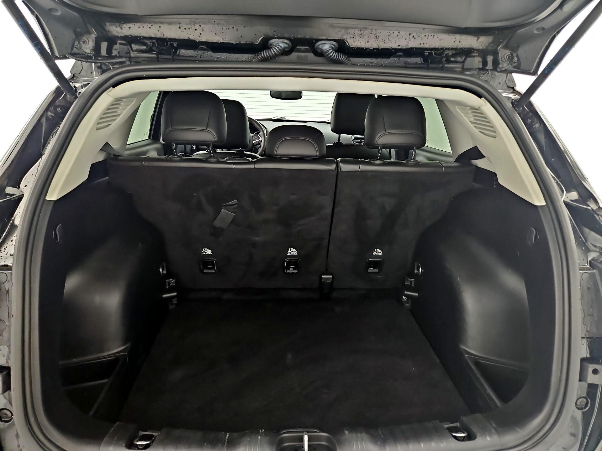 Thumbnail: 2021 Jeep Compass - 20
