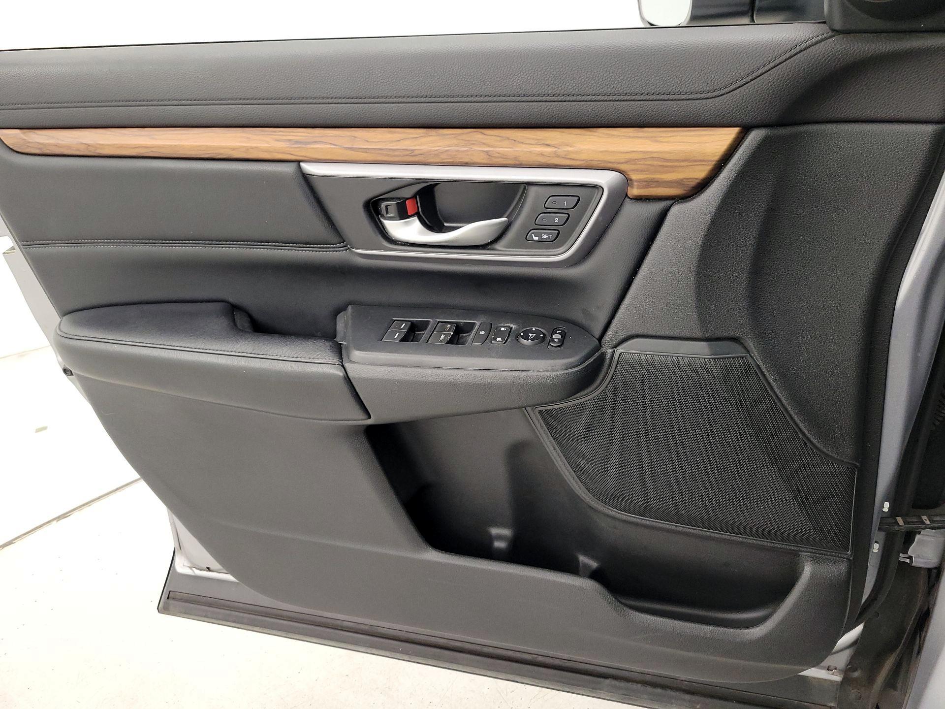 Thumbnail: 2017 Honda CR-V - 12