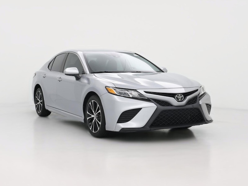 2020 Toyota Camry SE -
                  Tupelo, MS