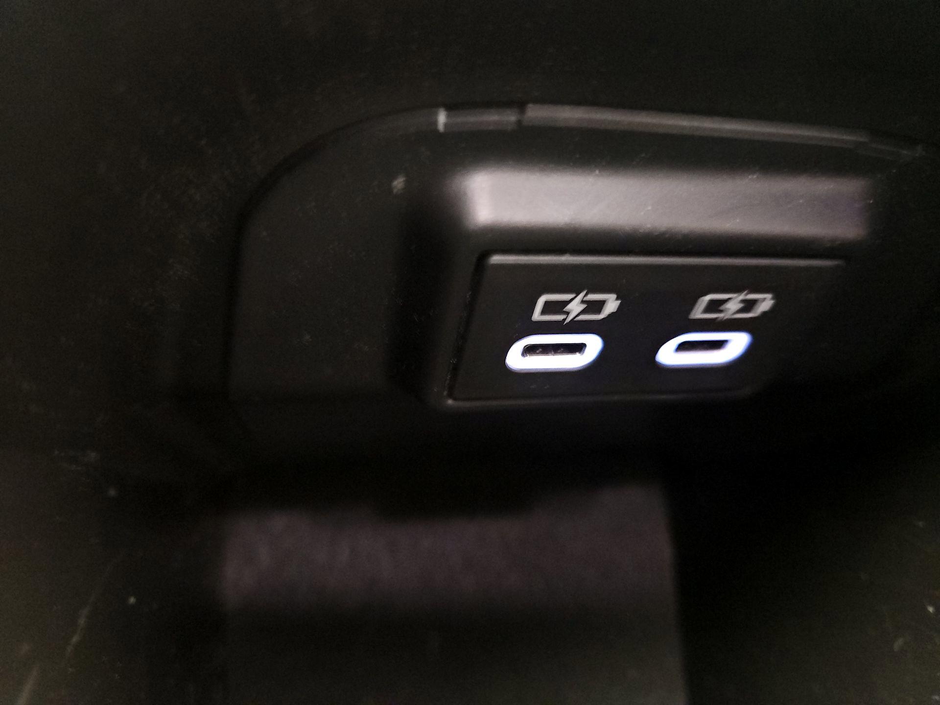 Thumbnail: 2023 Toyota RAV4 - 18