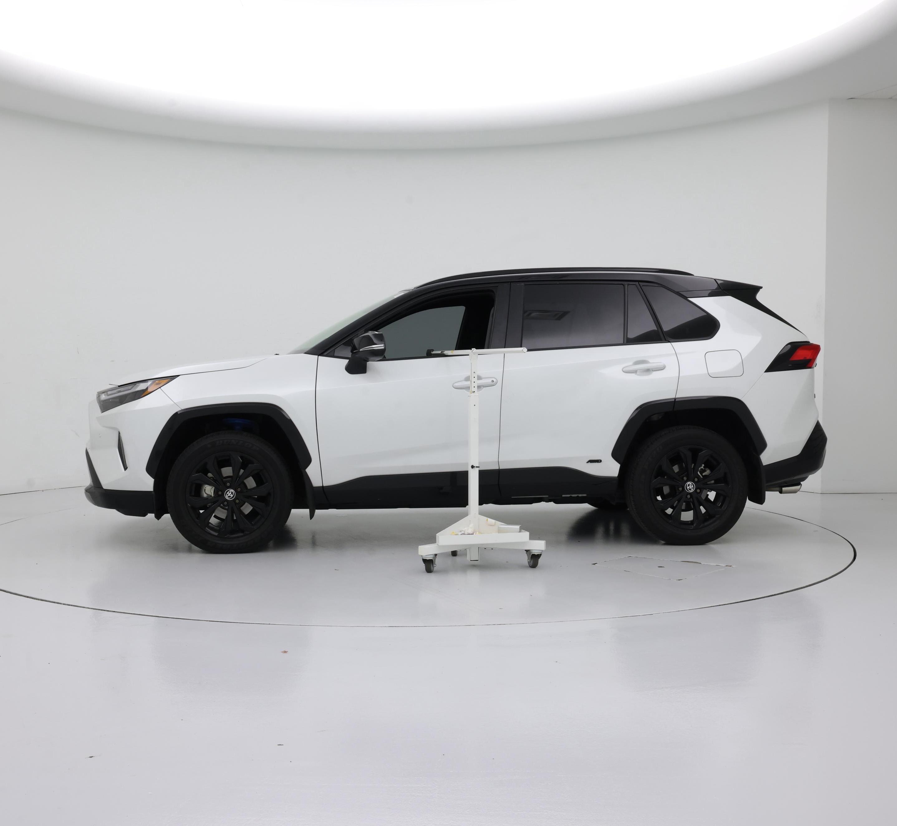 Thumbnail: 2023 Toyota RAV4 - 3