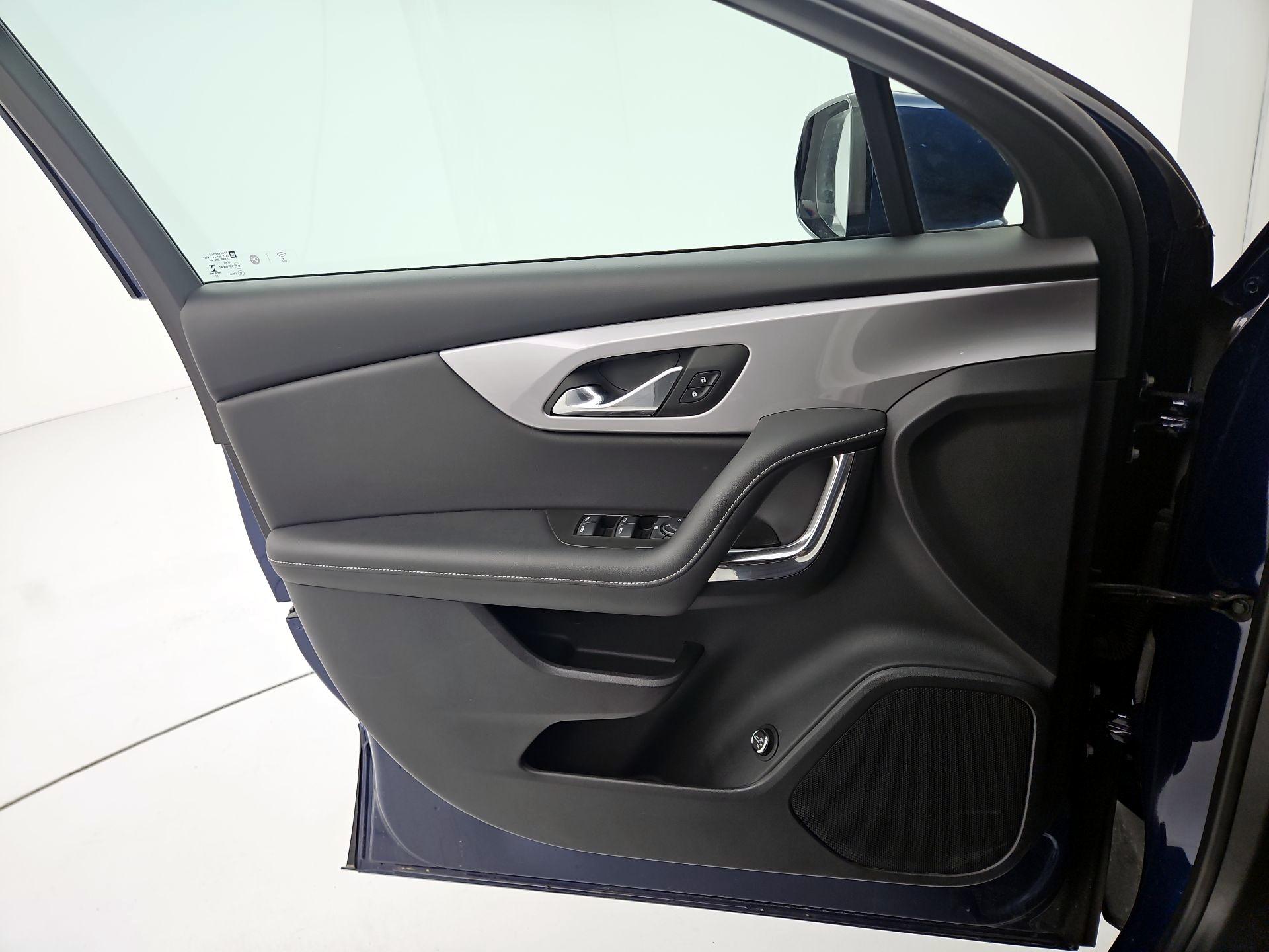 Thumbnail: 2023 Chevrolet Blazer - 12