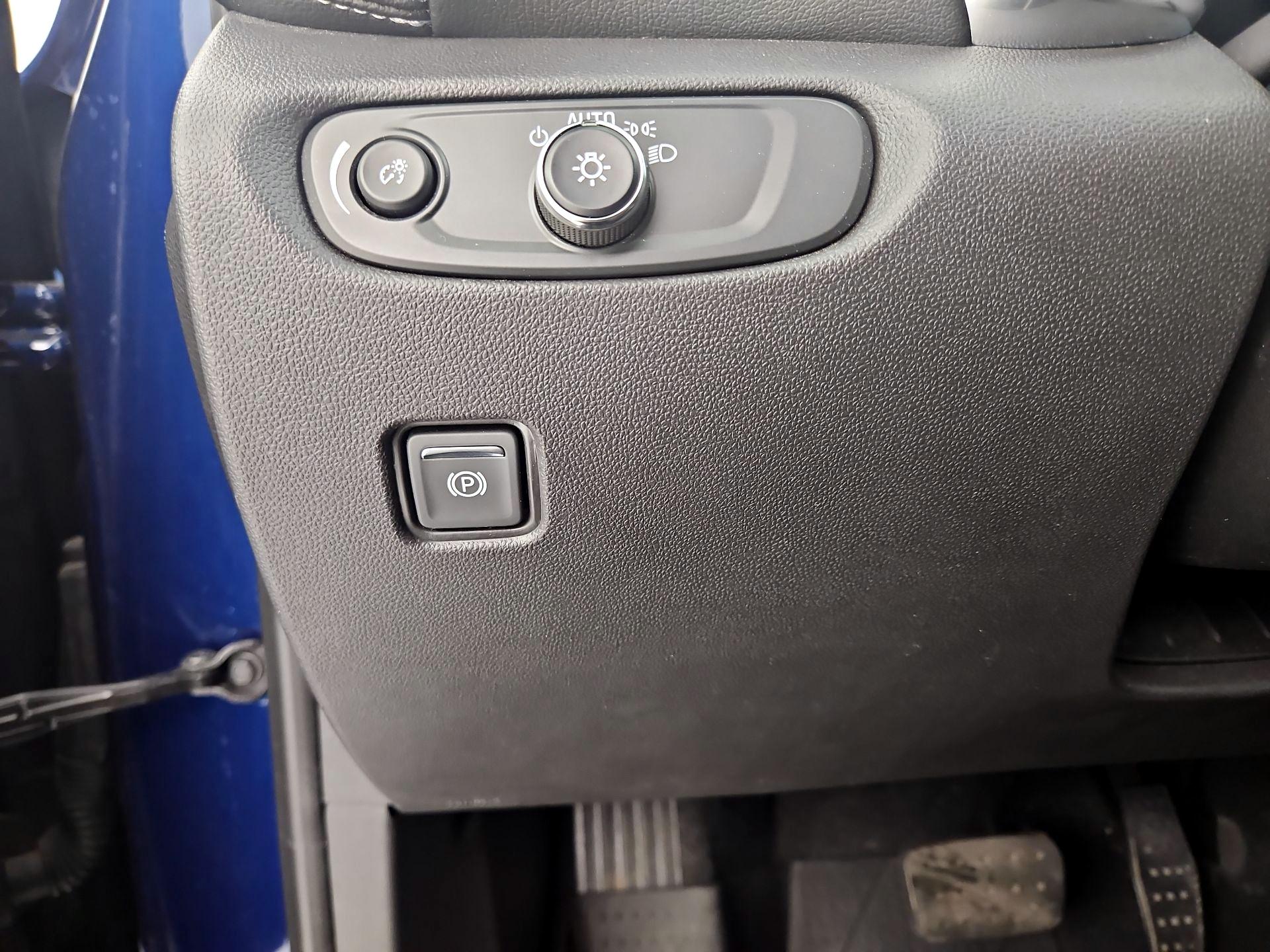 Thumbnail: 2023 Chevrolet Blazer - 13