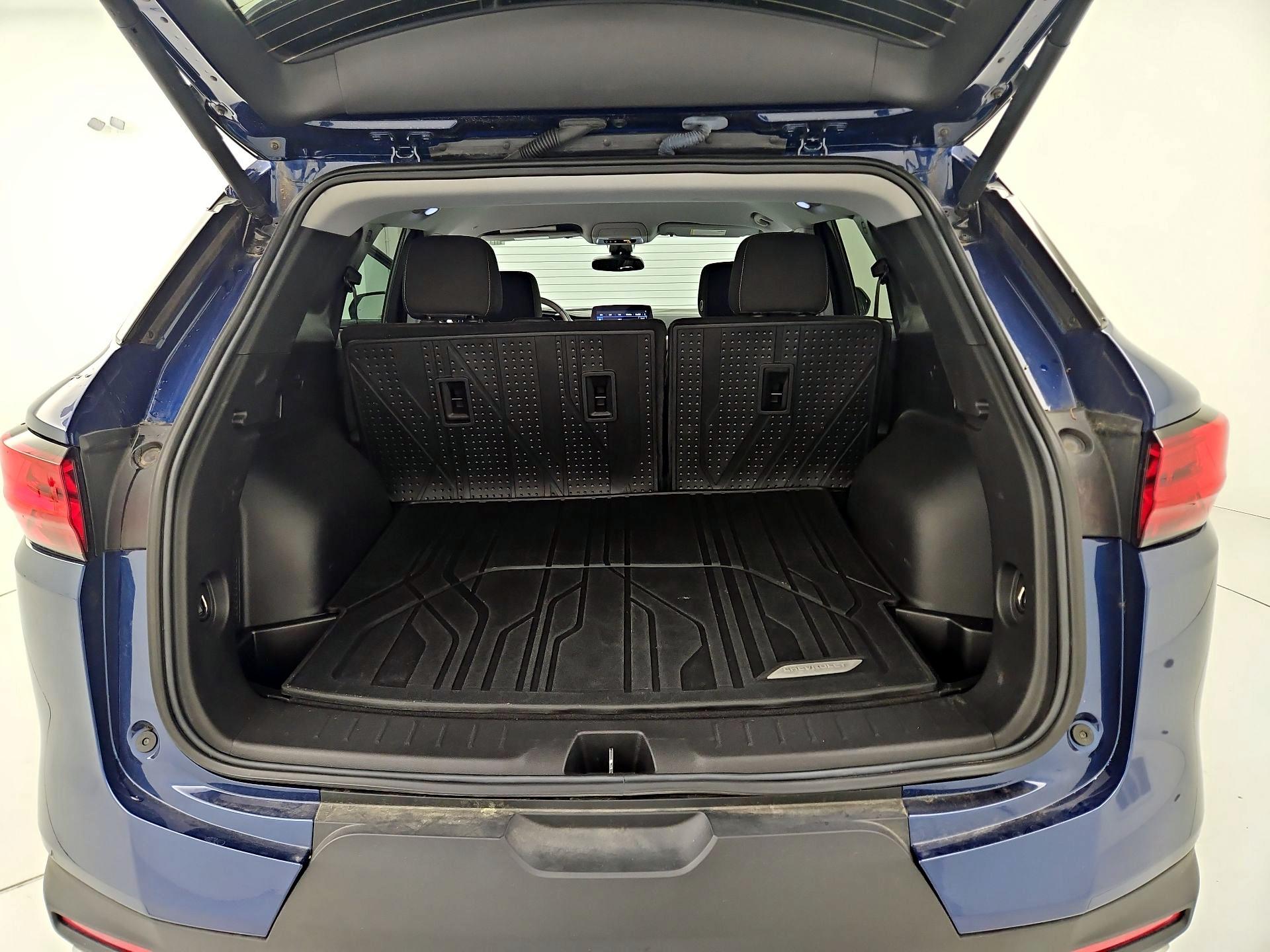 Thumbnail: 2023 Chevrolet Blazer - 20