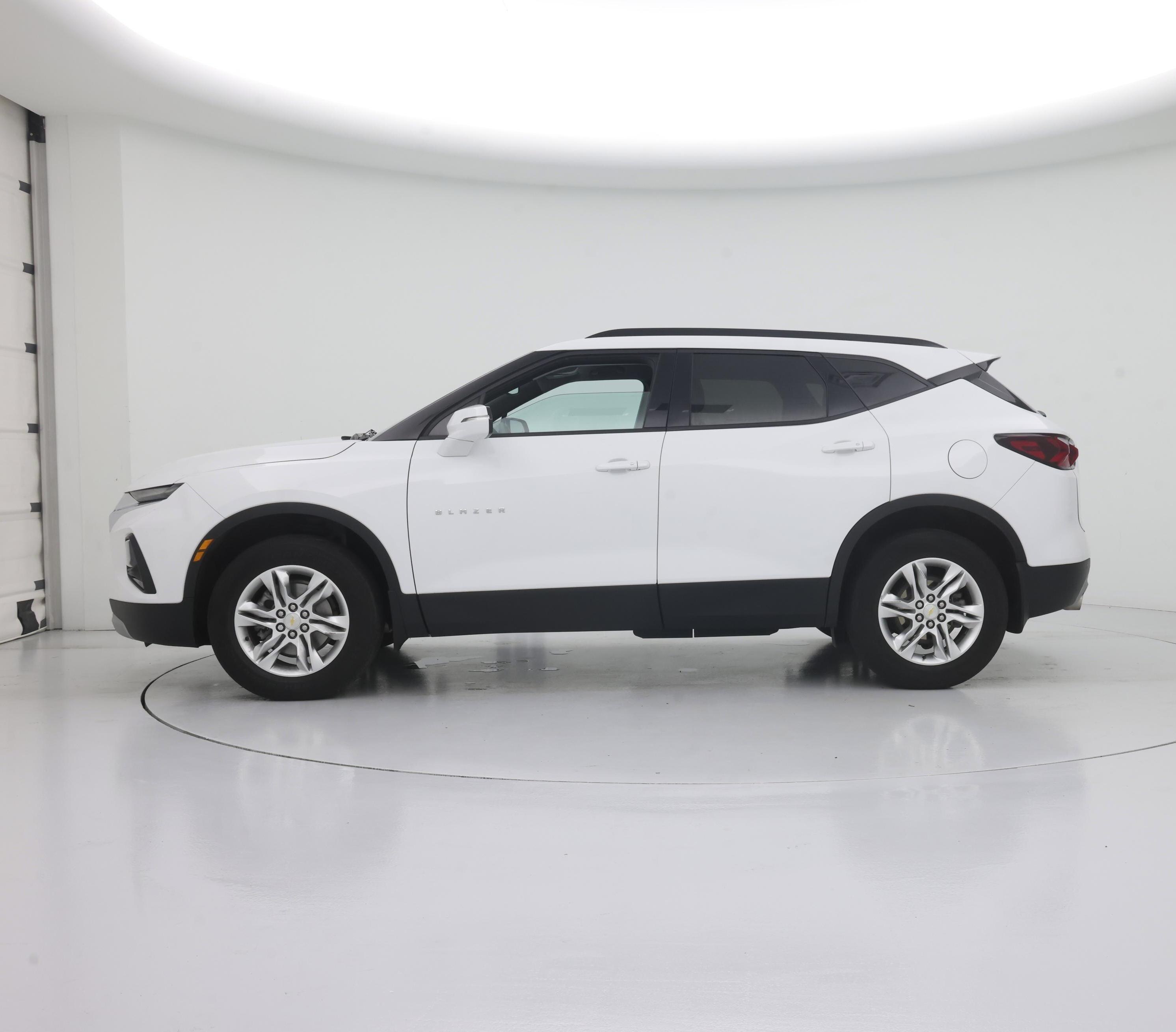 Thumbnail: 2022 Chevrolet Blazer - 3