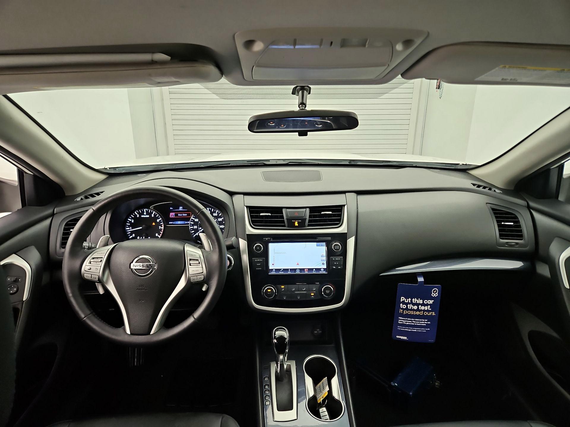 Thumbnail: 2018 Nissan Altima - 9