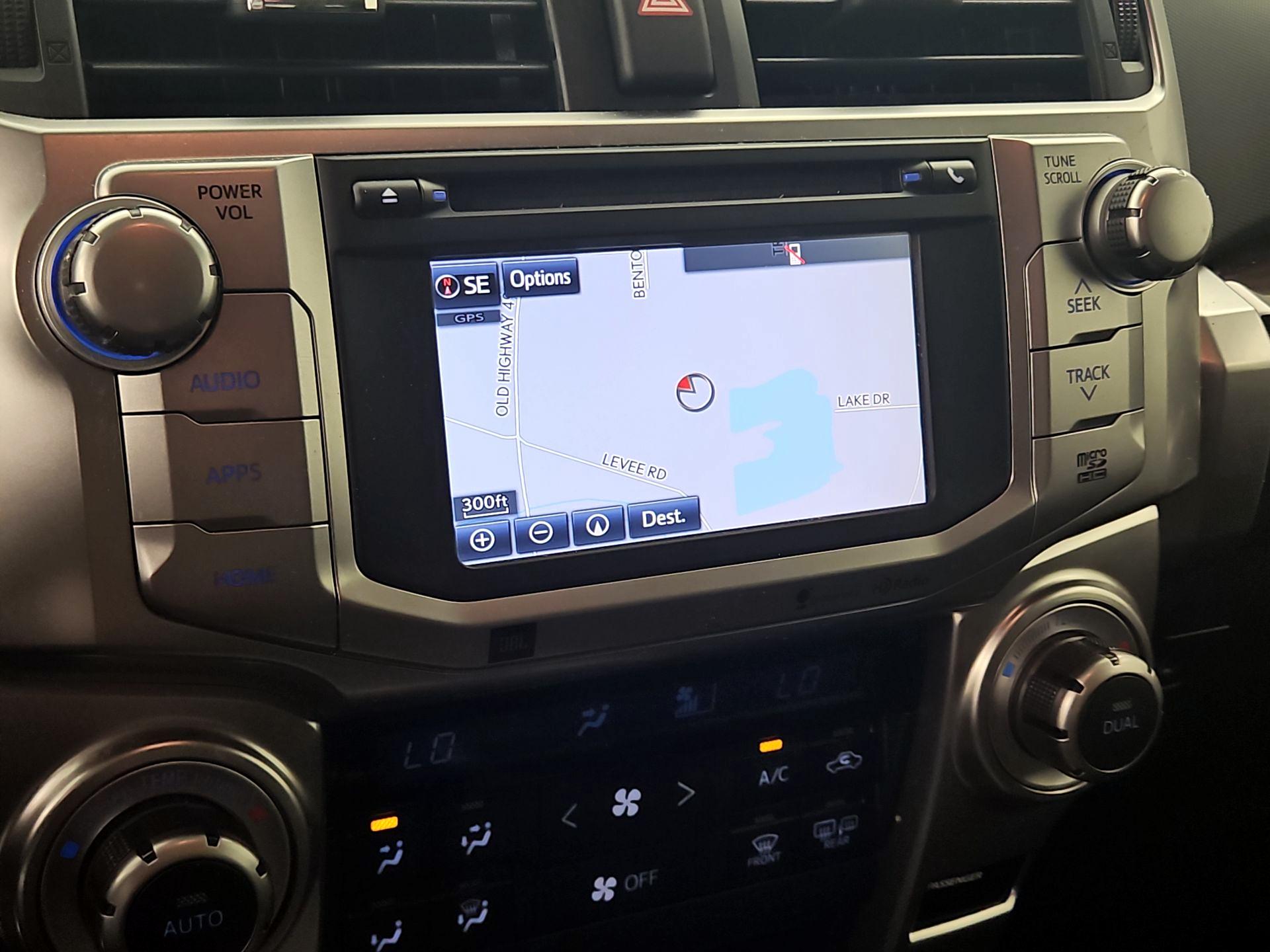 Thumbnail: 2014 Toyota 4Runner - 14