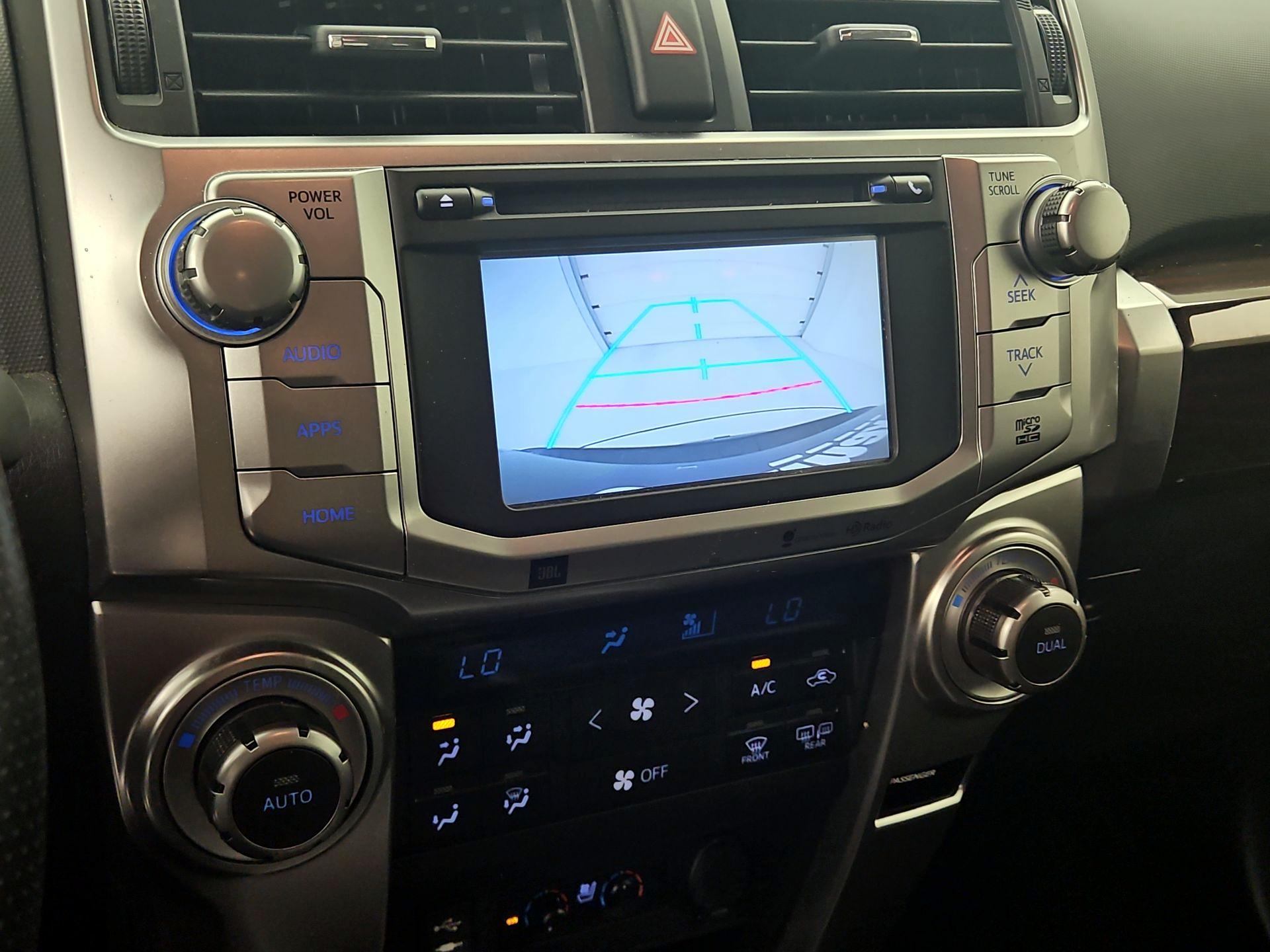 Thumbnail: 2014 Toyota 4Runner - 15