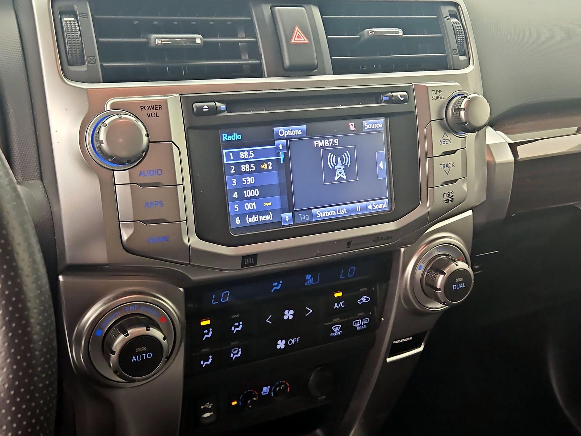 Thumbnail: 2014 Toyota 4Runner - 16