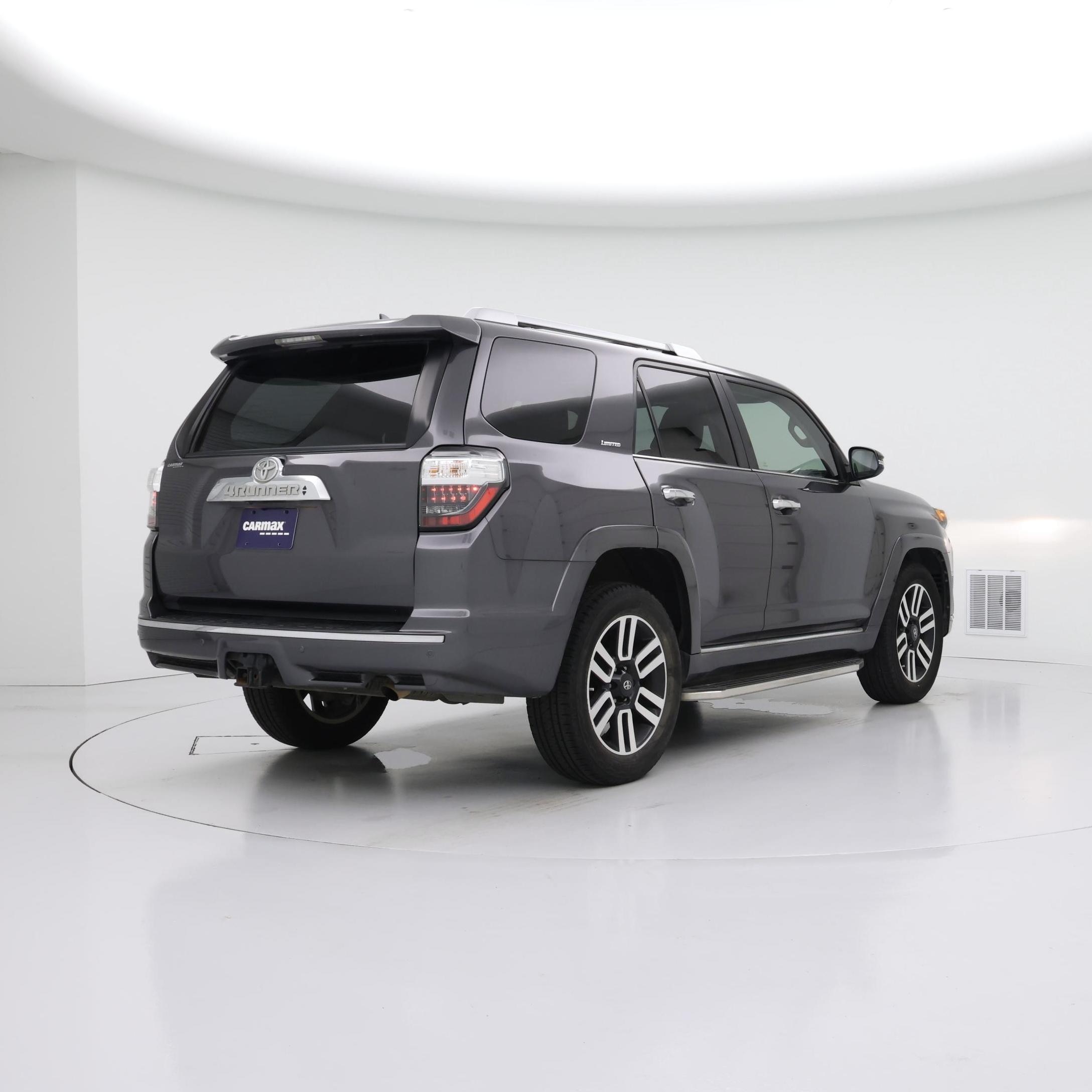 Thumbnail: 2014 Toyota 4Runner - 8