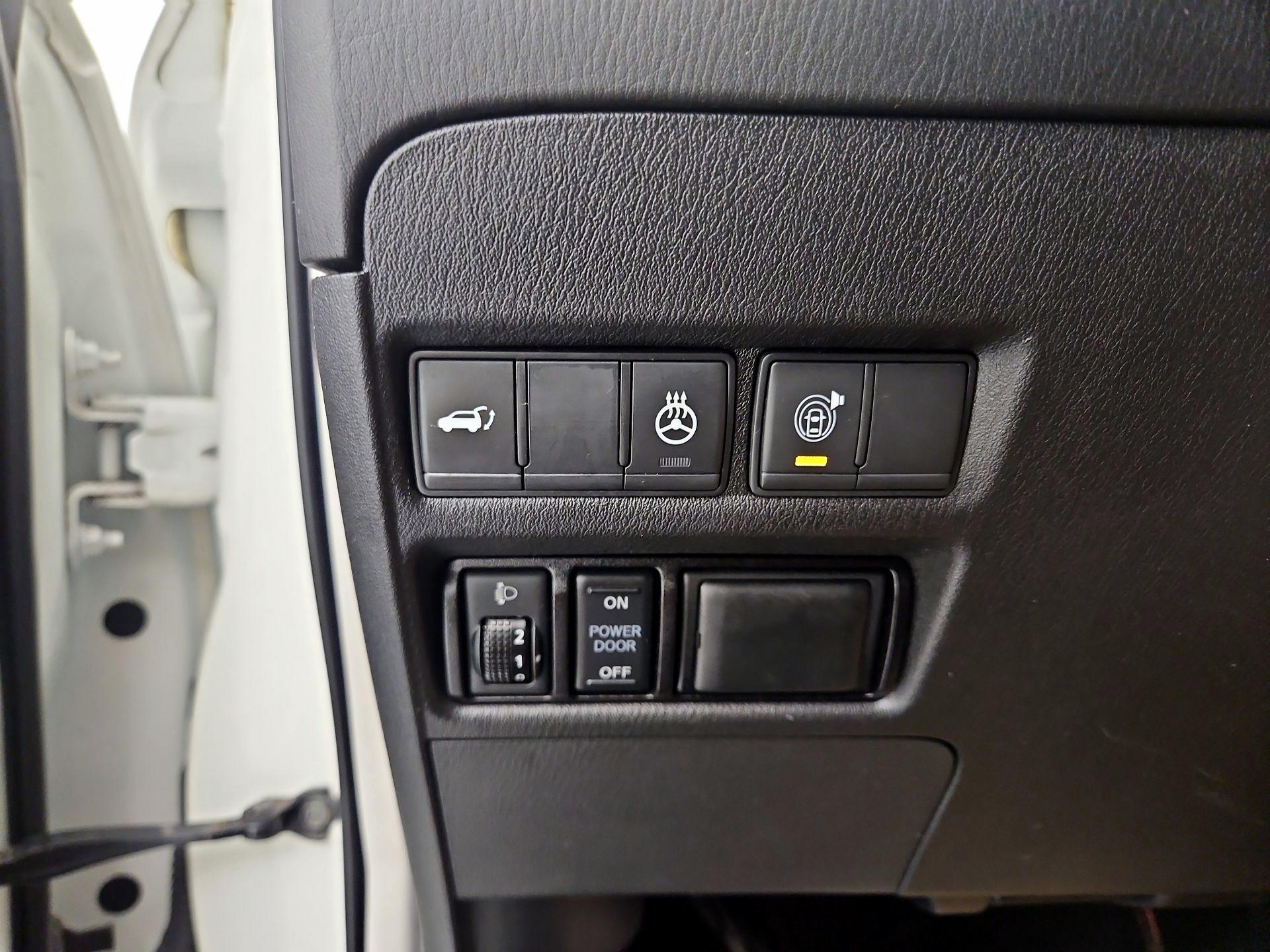 Thumbnail: 2018 Nissan Armada - 13