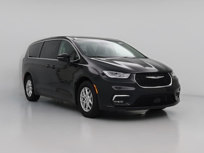 2023 Chrysler Pacifica Touring L -
                Memphis, TN