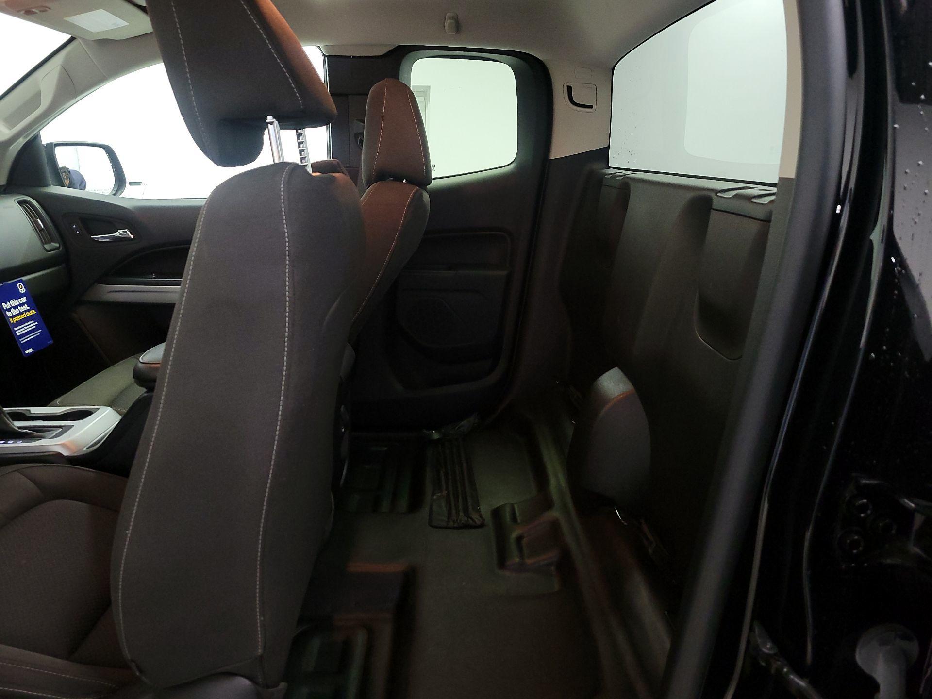 Thumbnail: 2022 Chevrolet Colorado - 19