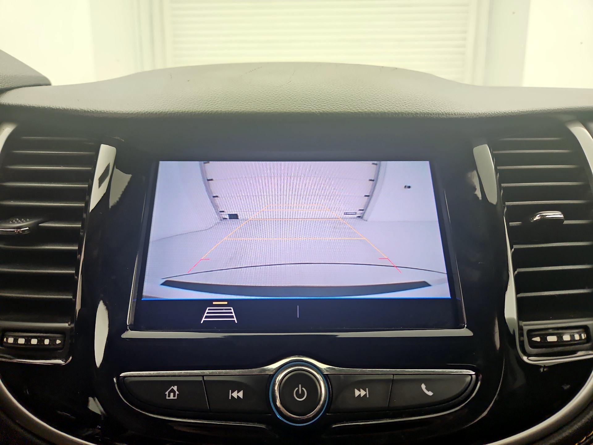 Thumbnail: 2021 Chevrolet Trax - 14