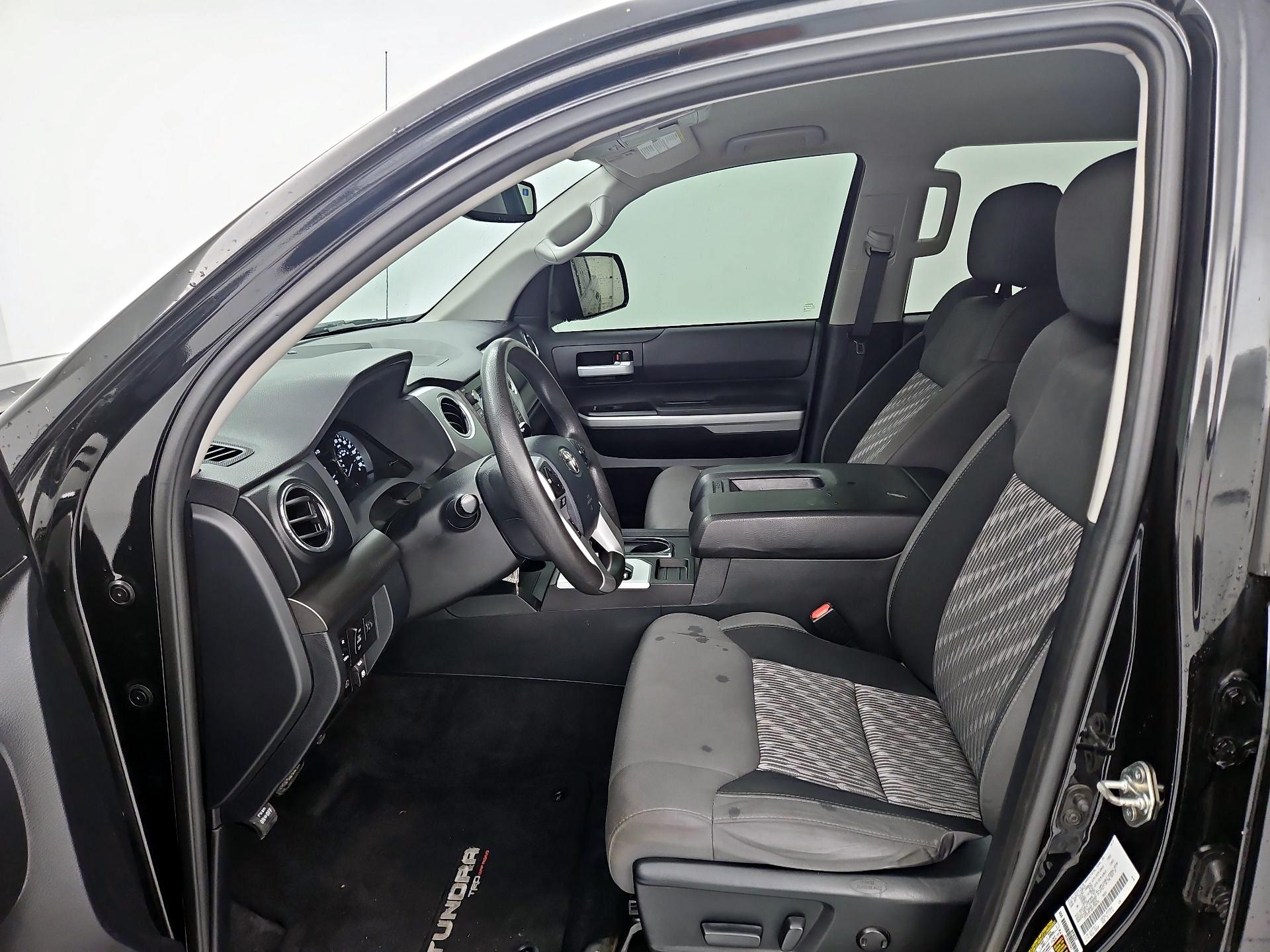 Thumbnail: 2019 Toyota Tundra - 11