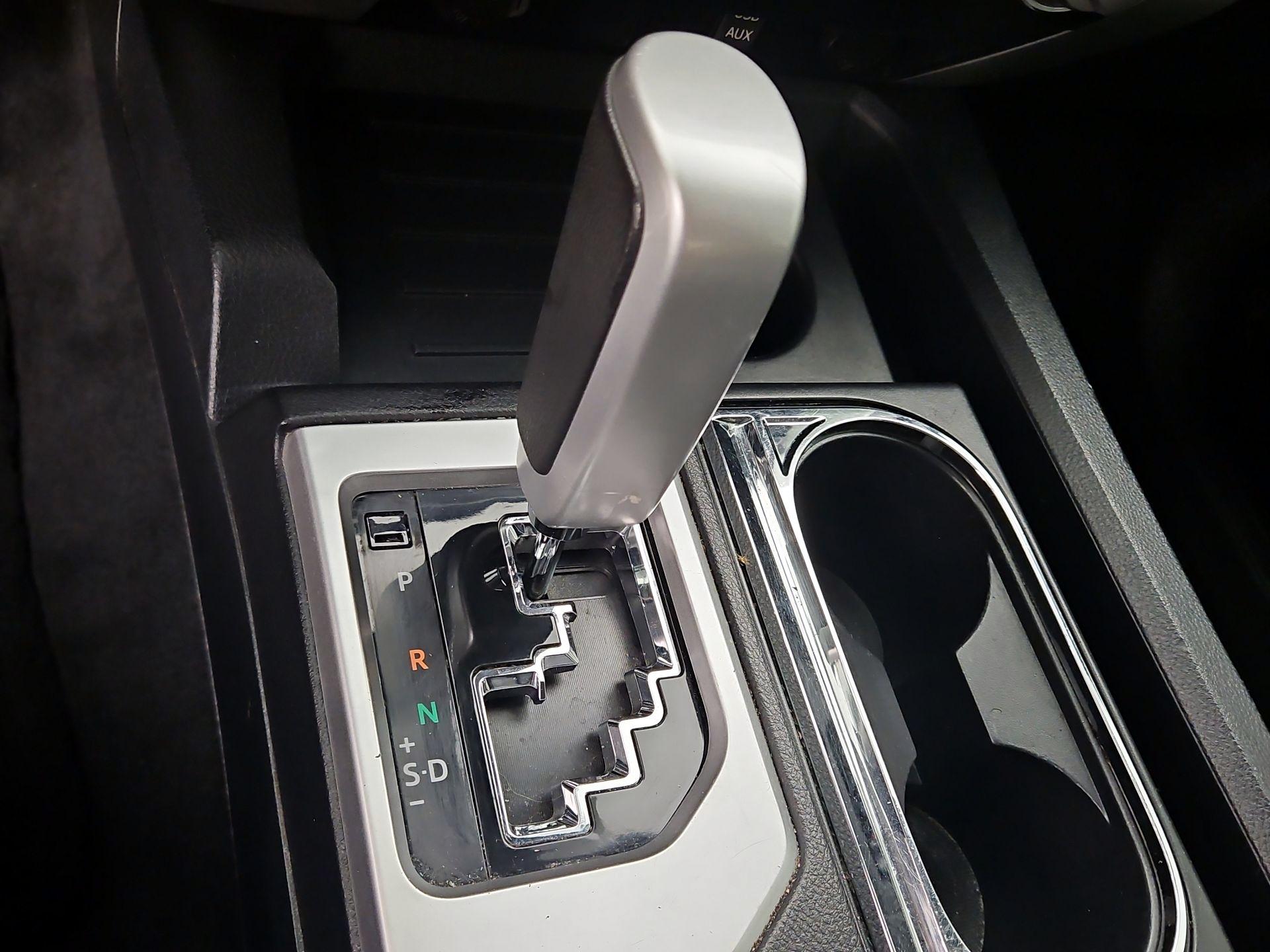 Thumbnail: 2019 Toyota Tundra - 17