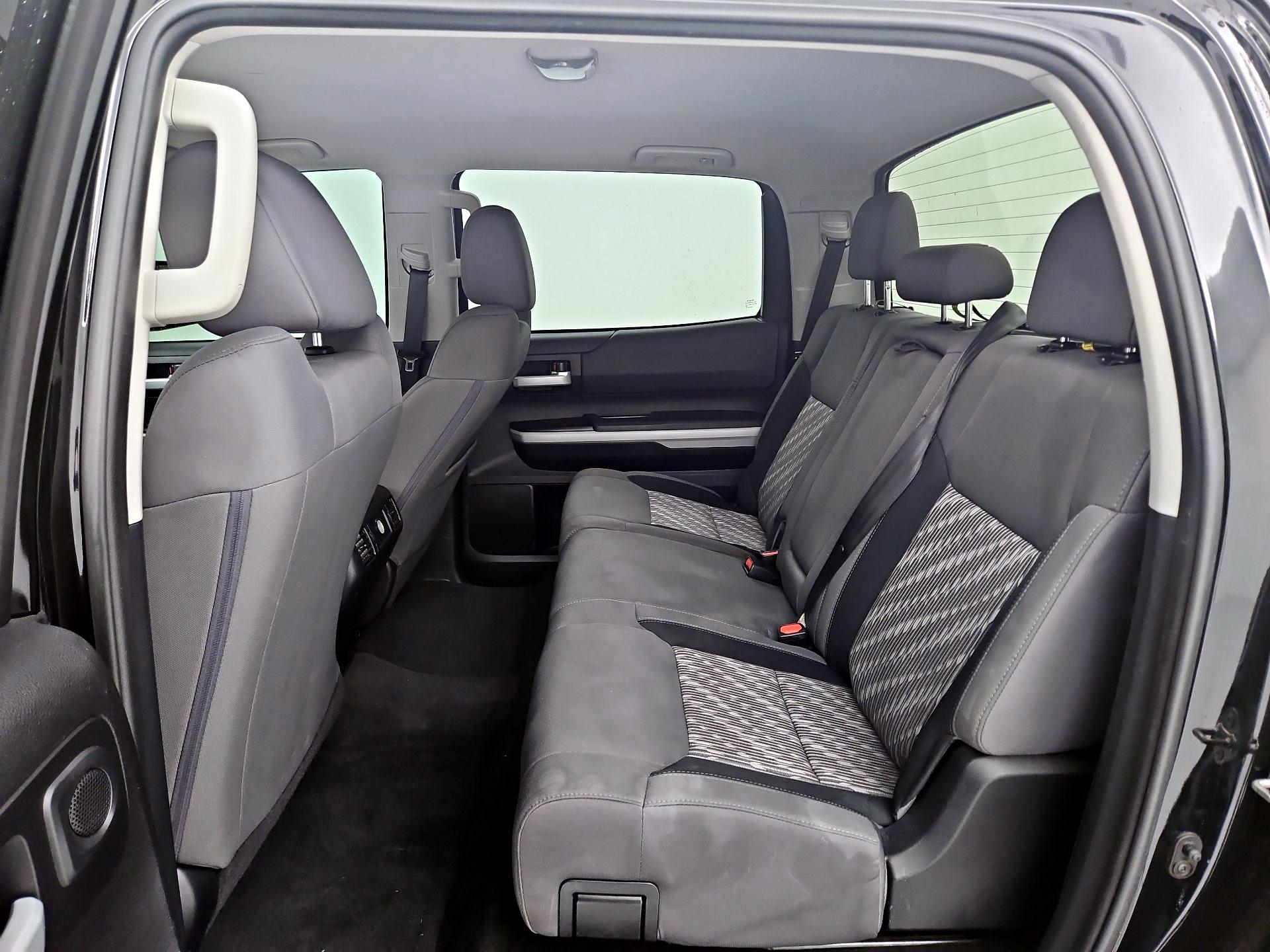 Thumbnail: 2019 Toyota Tundra - 19