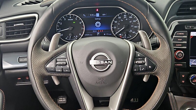 2023 Nissan Maxima SR 10