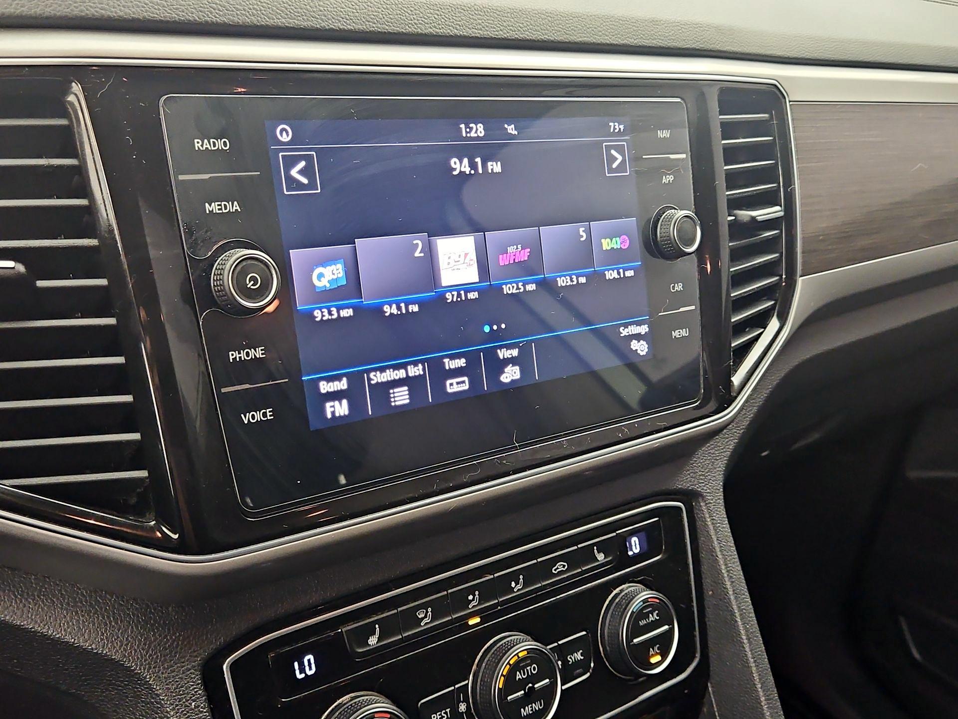 Thumbnail: 2019 Volkswagen Atlas - 16