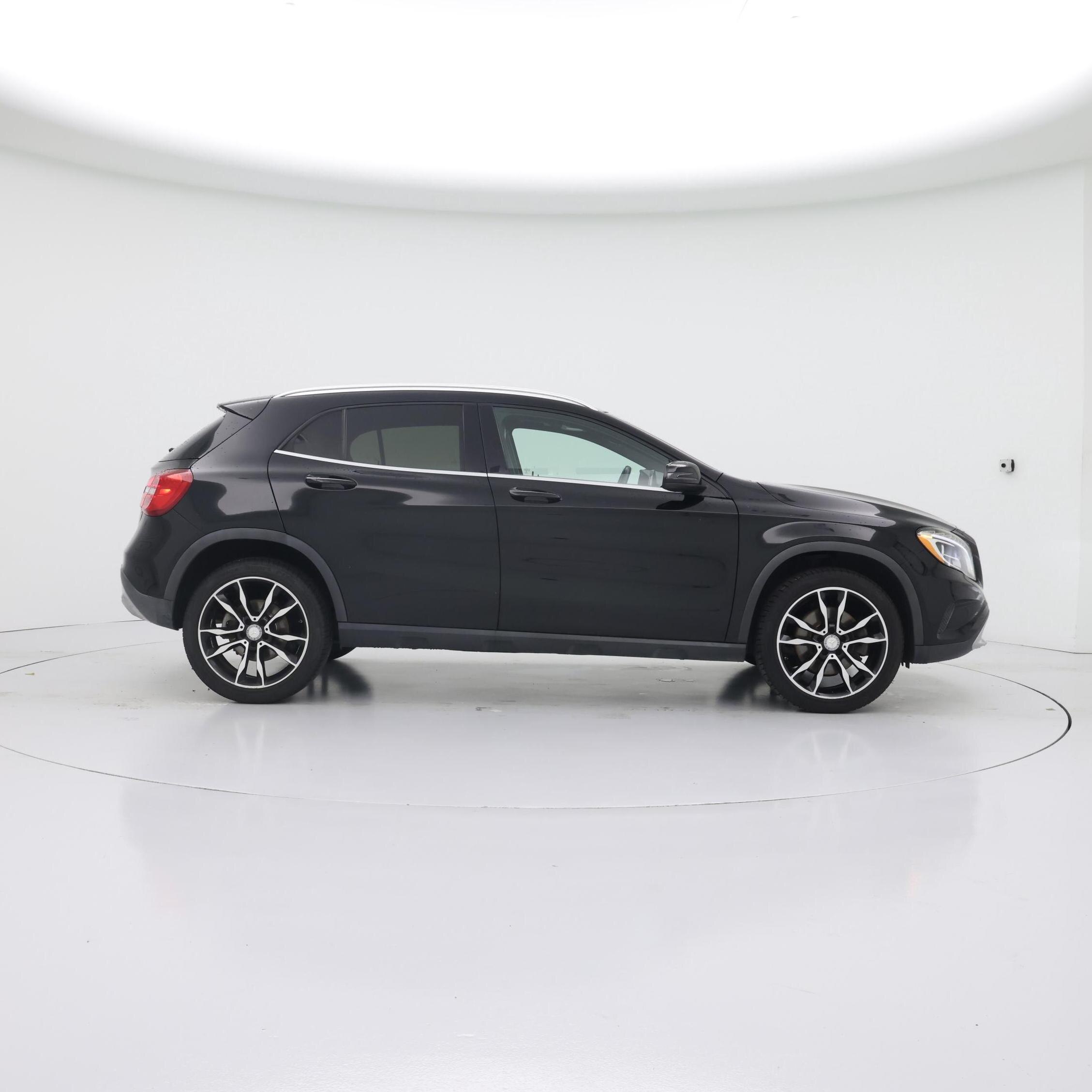 Thumbnail: 2016 Mercedes-Benz GLA - 7