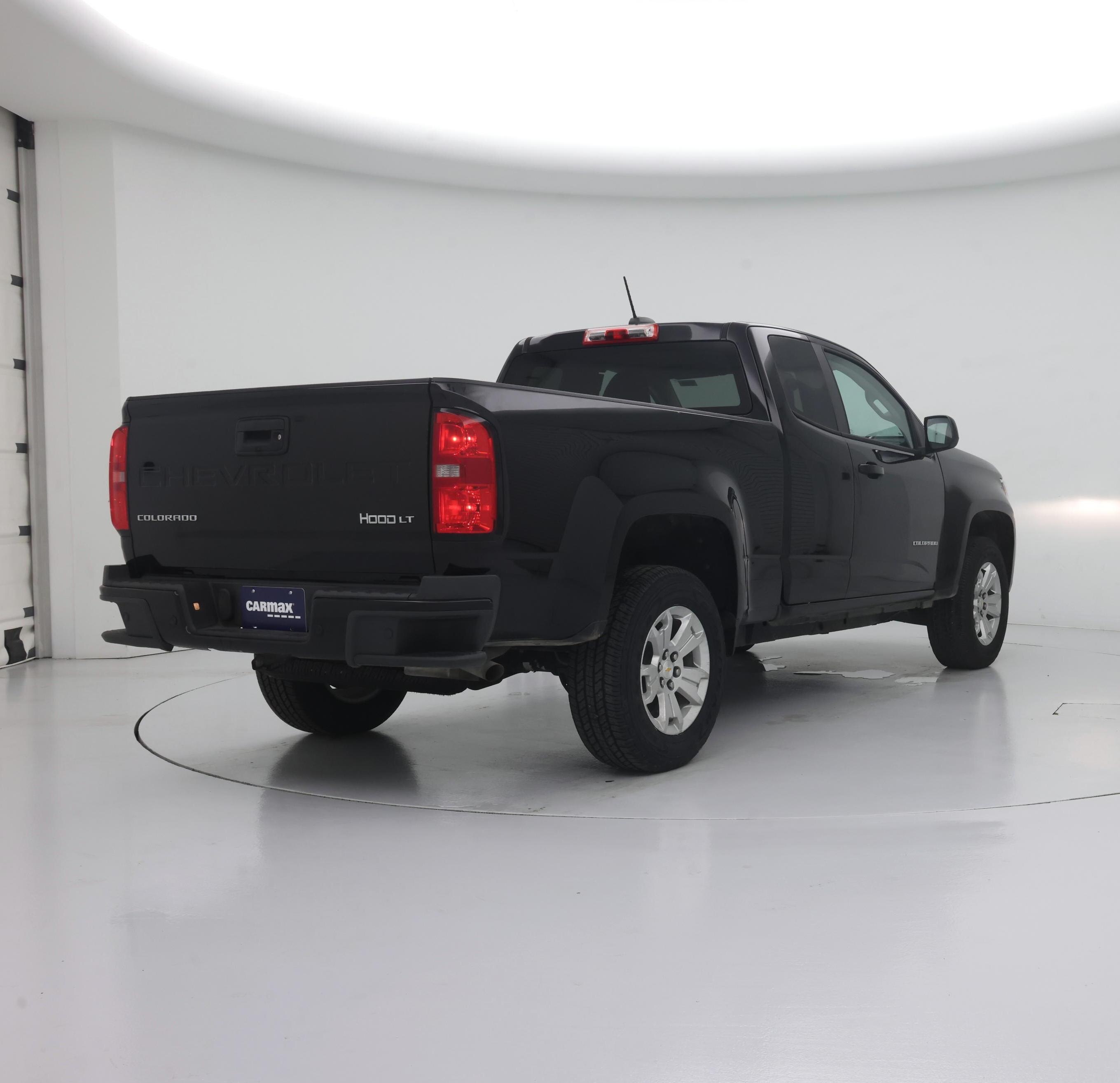 Thumbnail: 2022 Chevrolet Colorado - 8