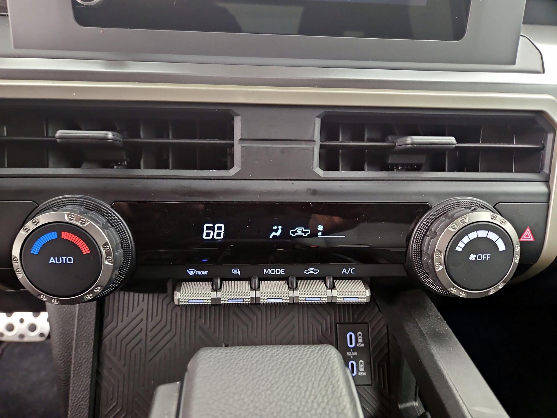 Thumbnail: 2024 Toyota Tacoma - 16