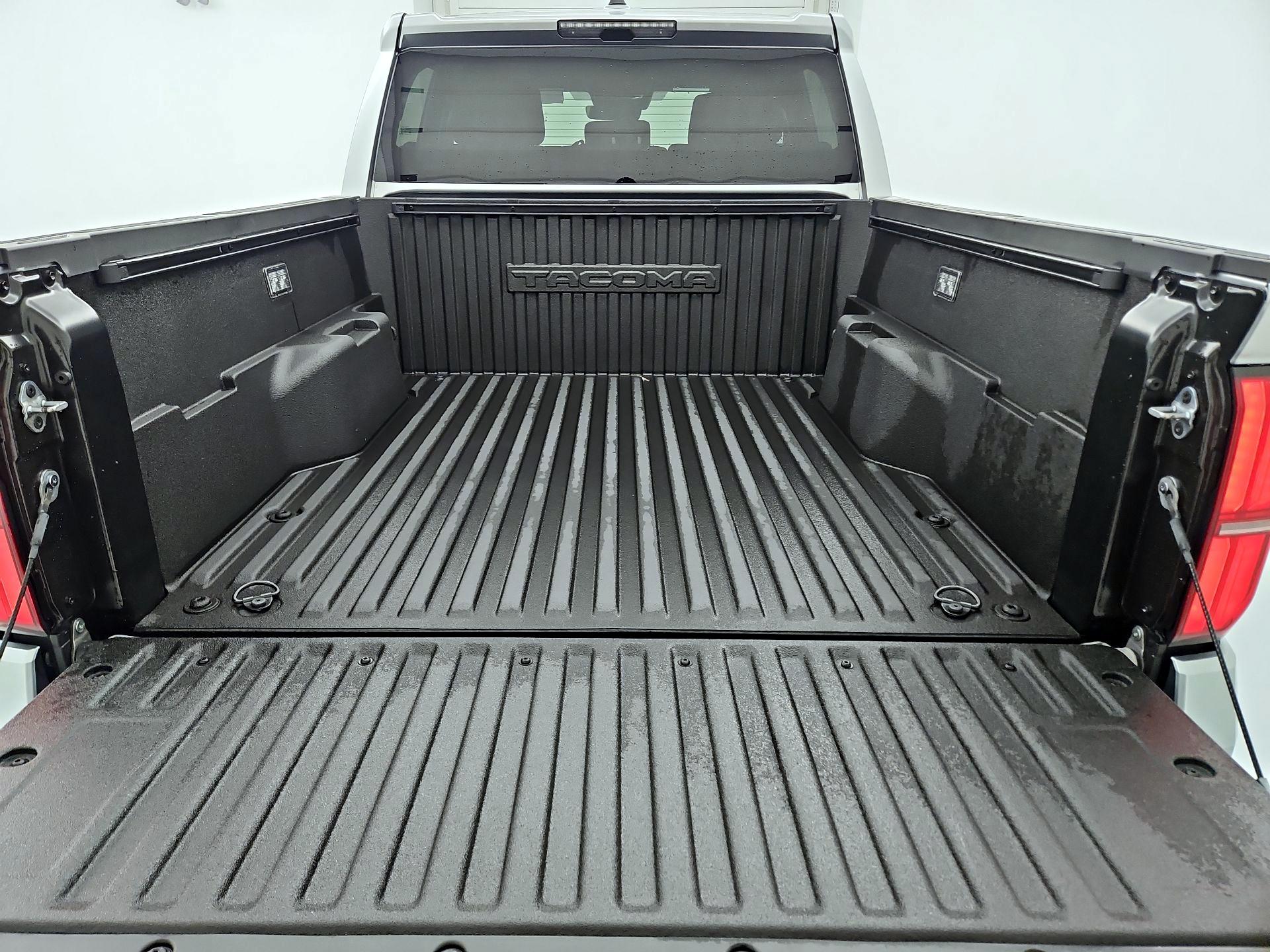 Thumbnail: 2024 Toyota Tacoma - 20