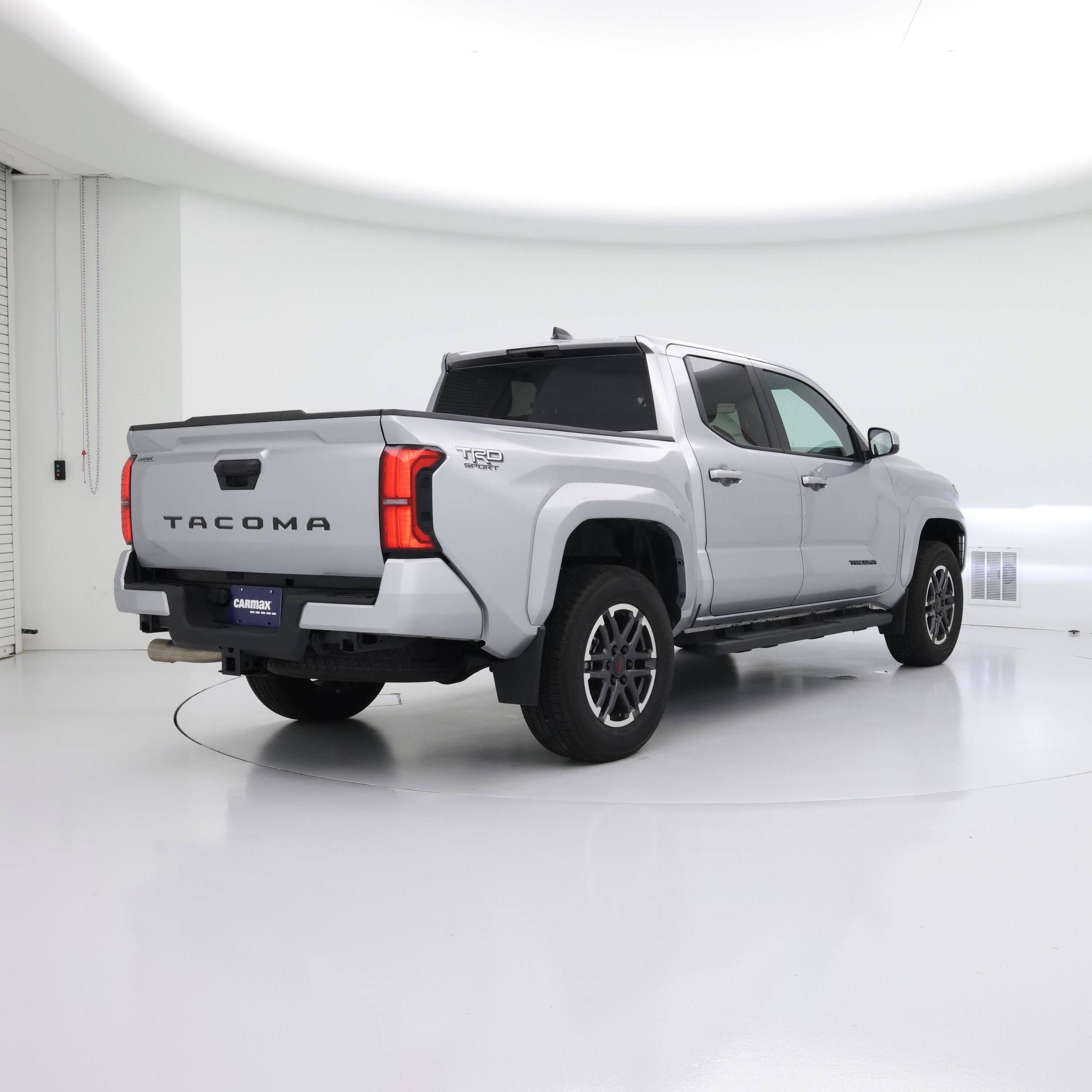 Thumbnail: 2024 Toyota Tacoma - 8