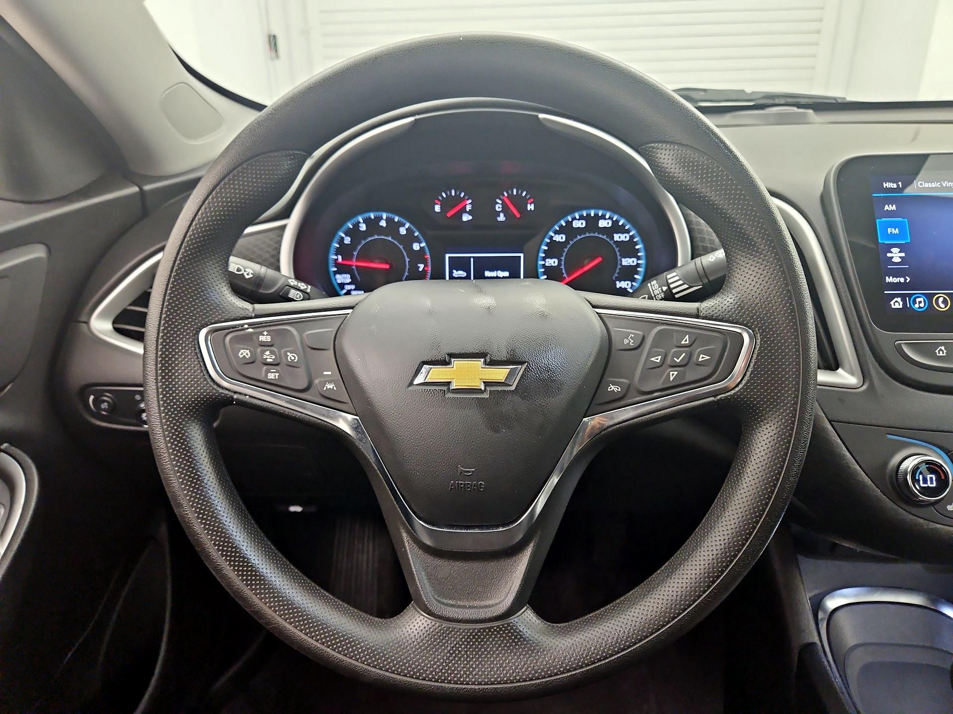 Thumbnail: 2023 Chevrolet Malibu - 10