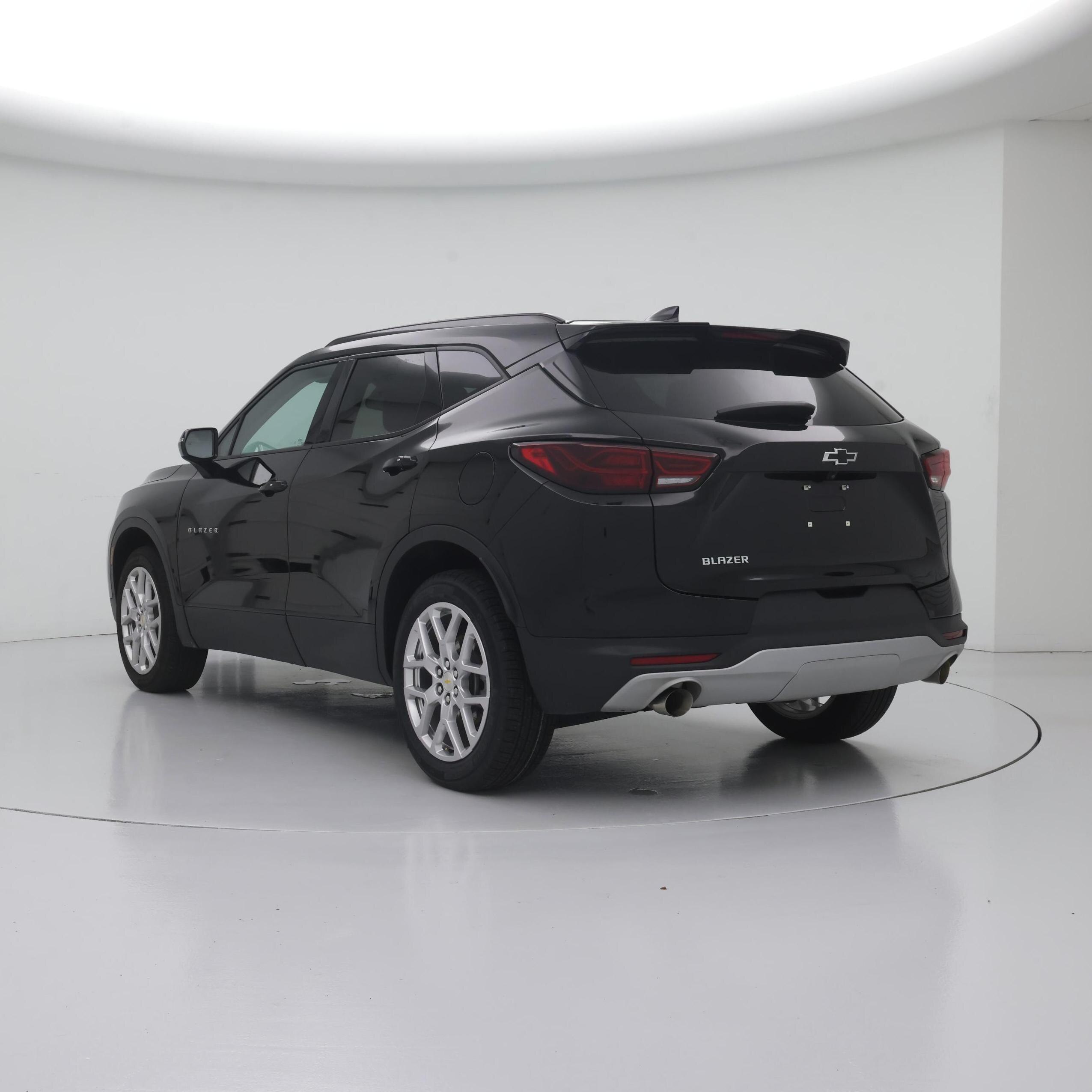 Thumbnail: 2023 Chevrolet Blazer - 2