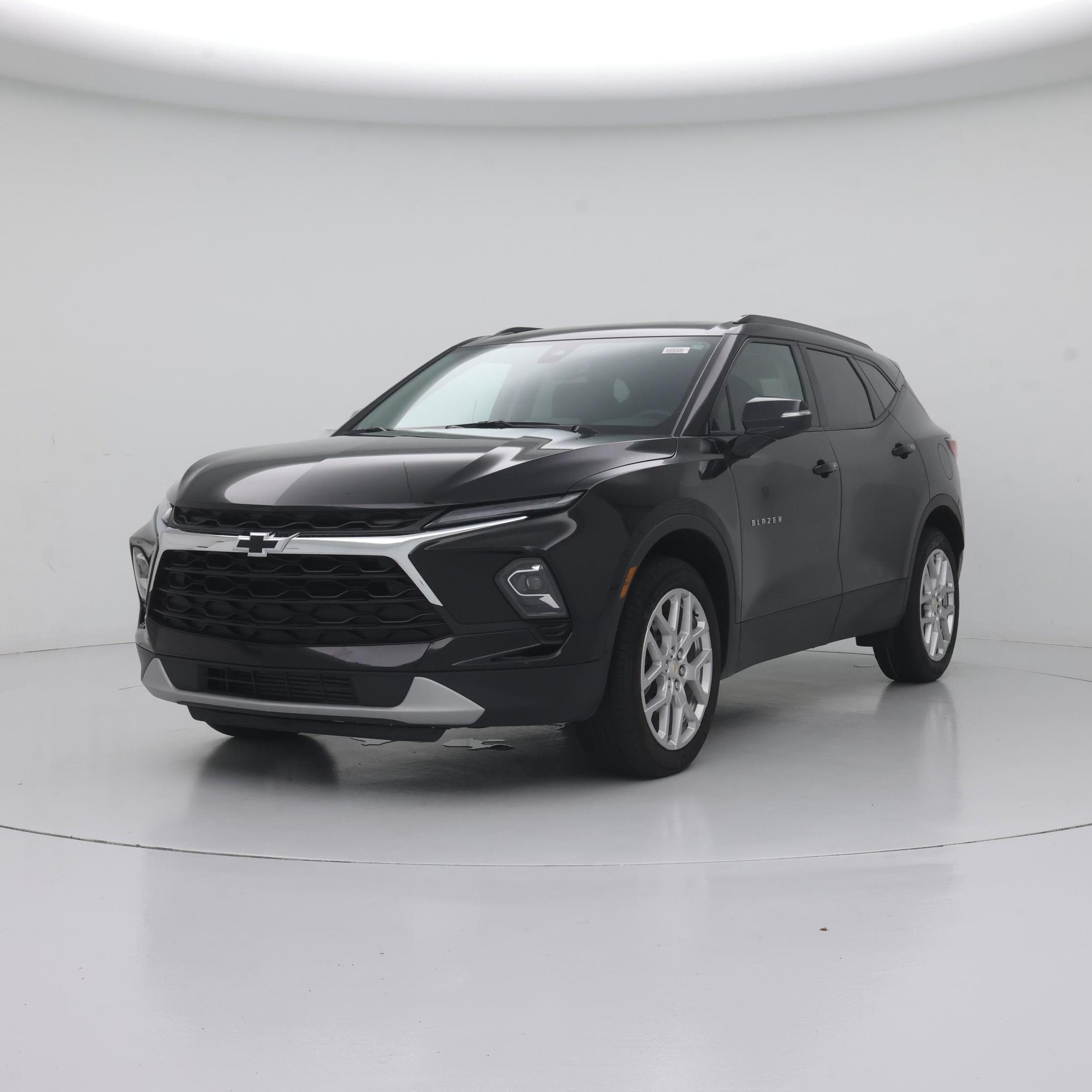 Thumbnail: 2023 Chevrolet Blazer - 4
